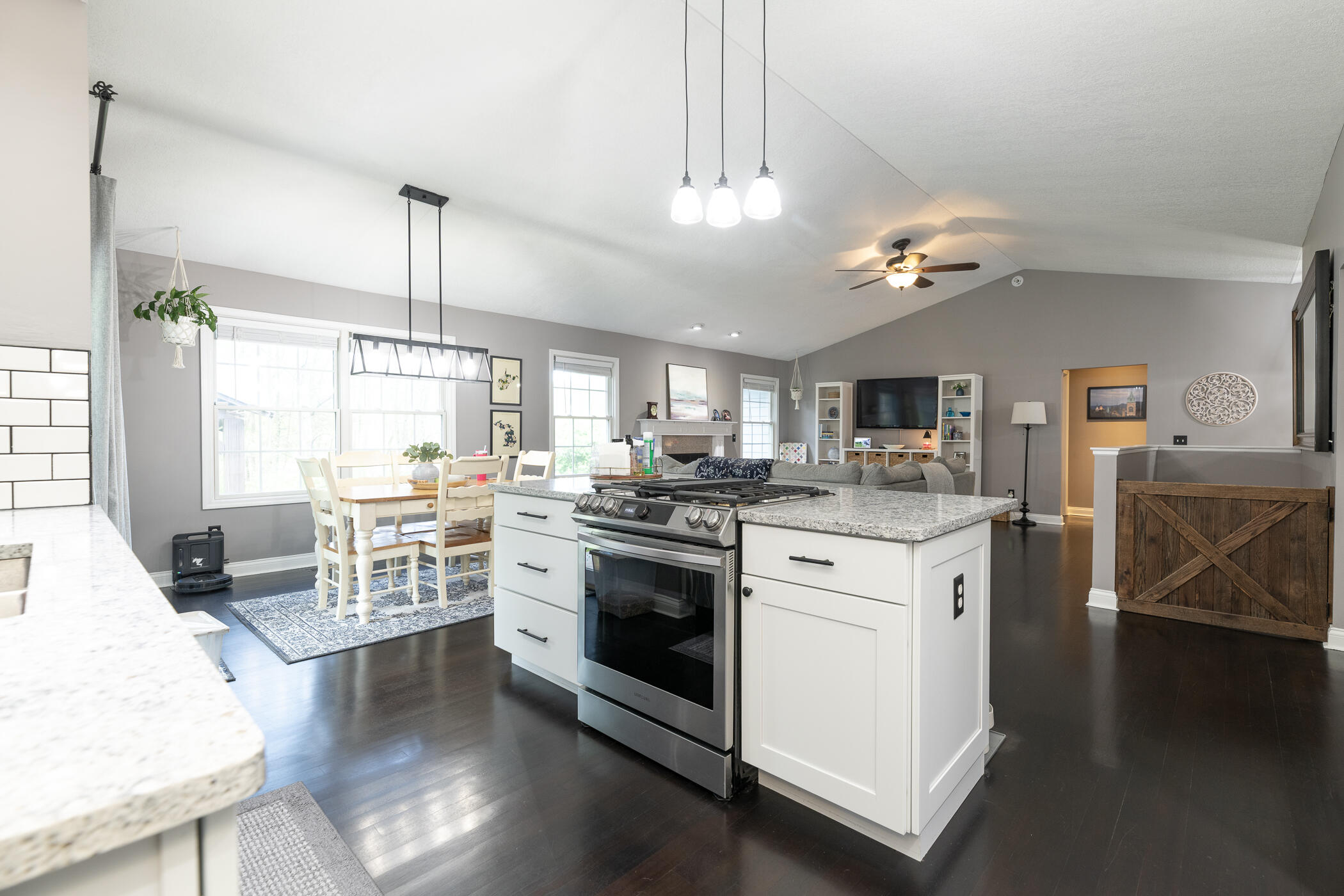 37 Summerset Drive Kalamazoo MI 49009