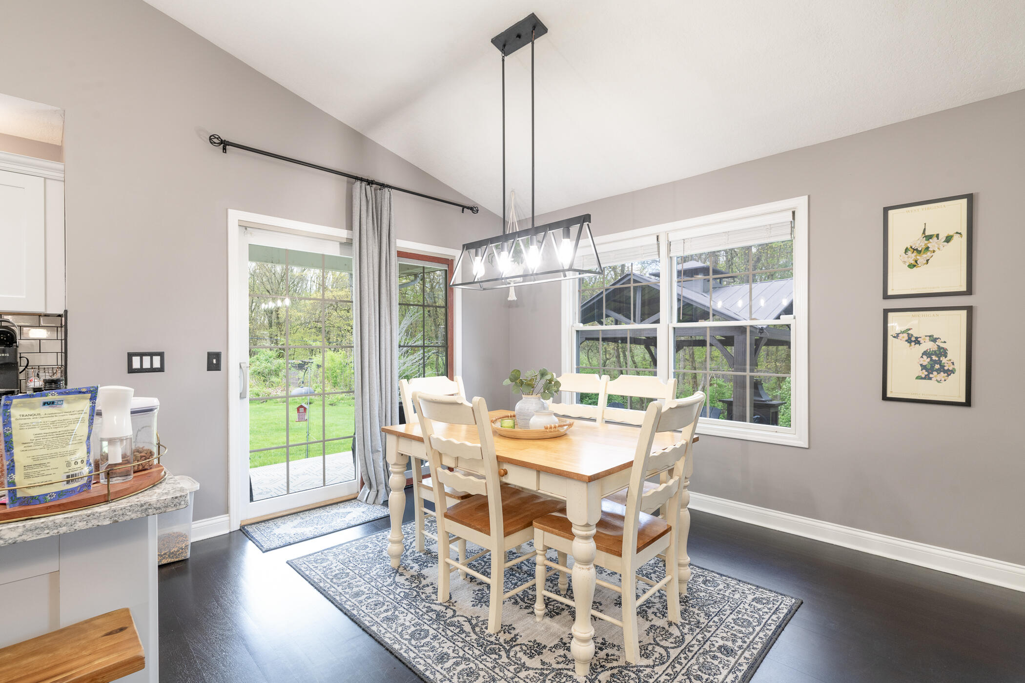 37 Summerset Drive Kalamazoo MI 49009