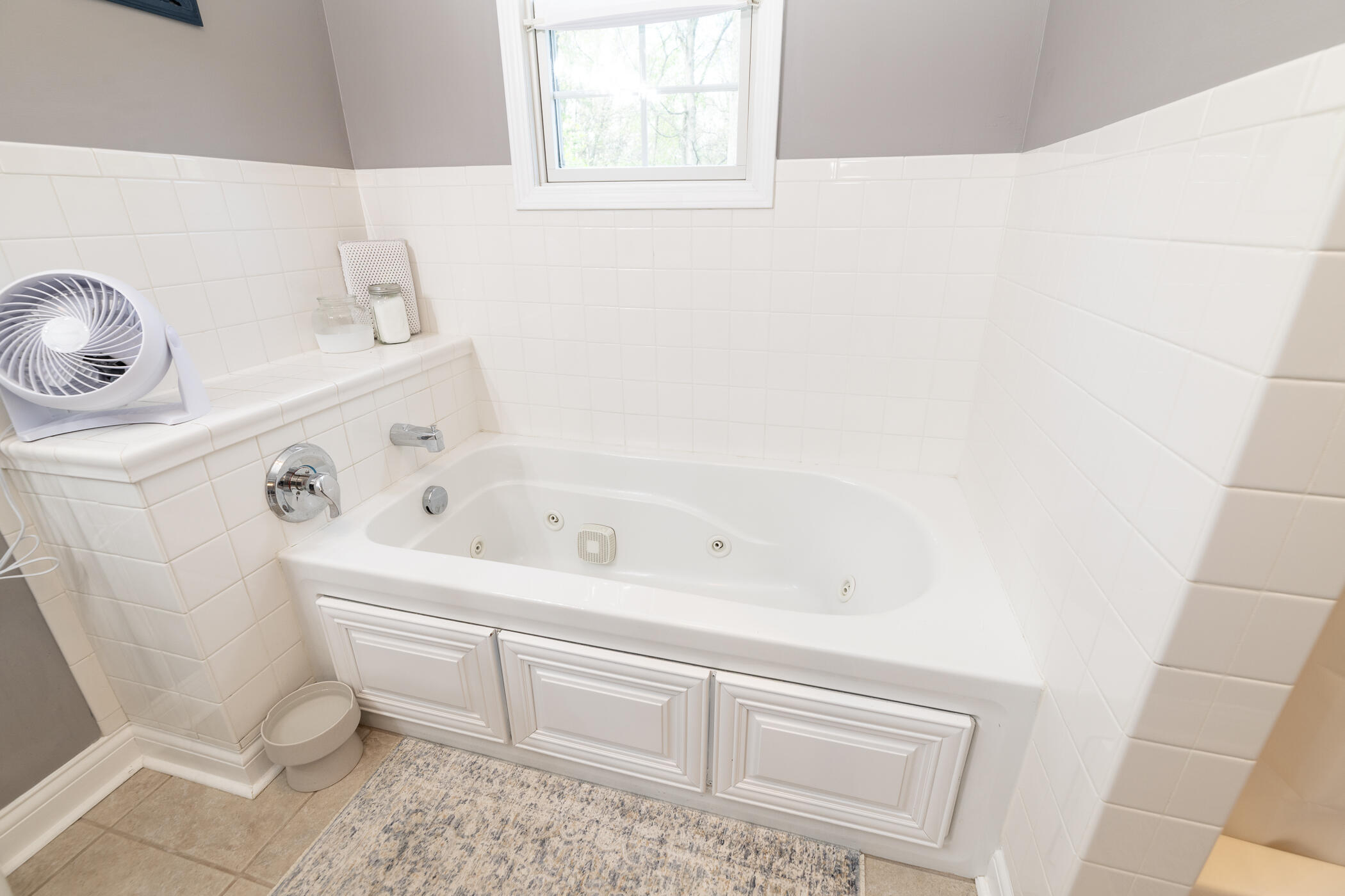 37 Summerset Drive Kalamazoo MI 49009