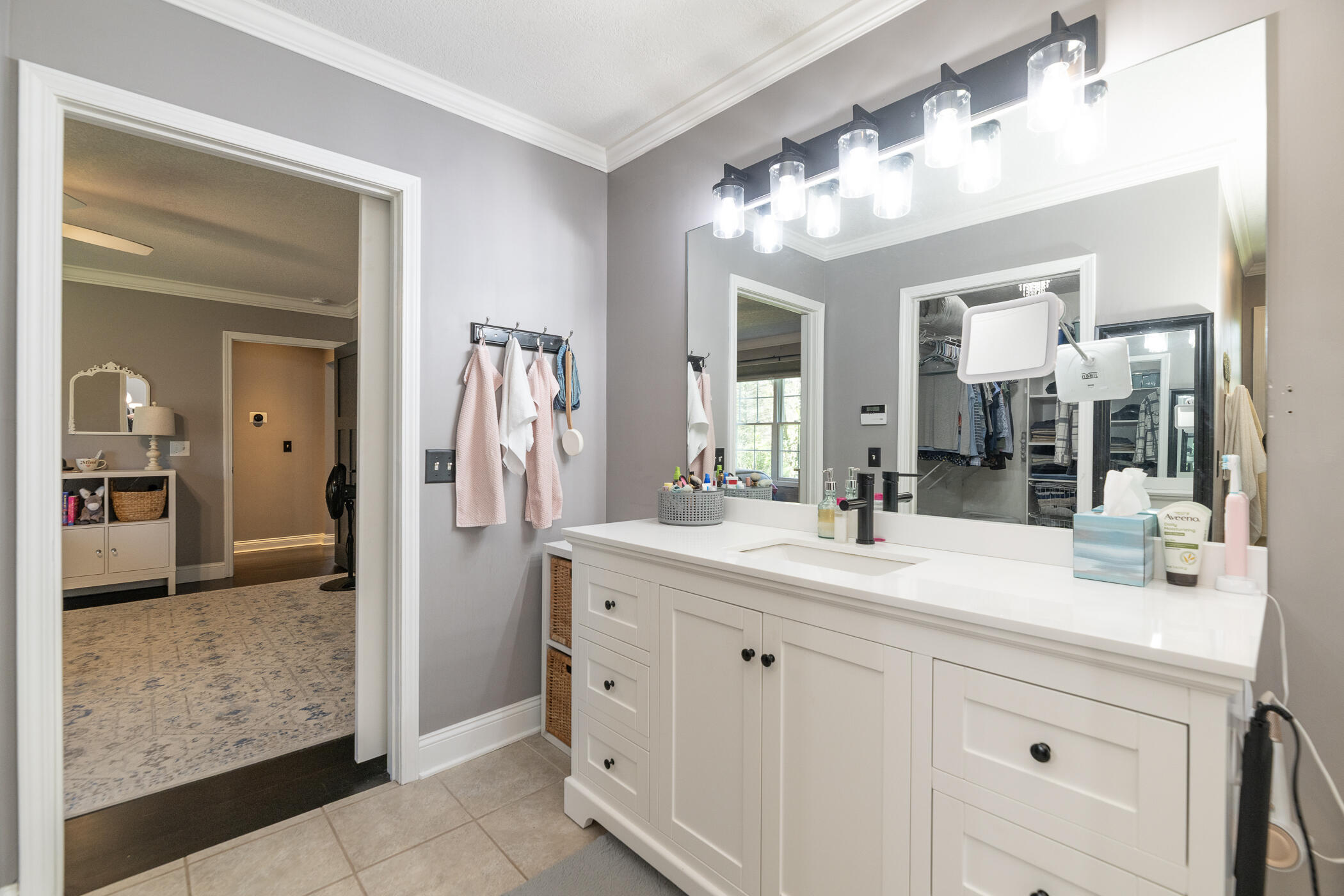 37 Summerset Drive Kalamazoo MI 49009