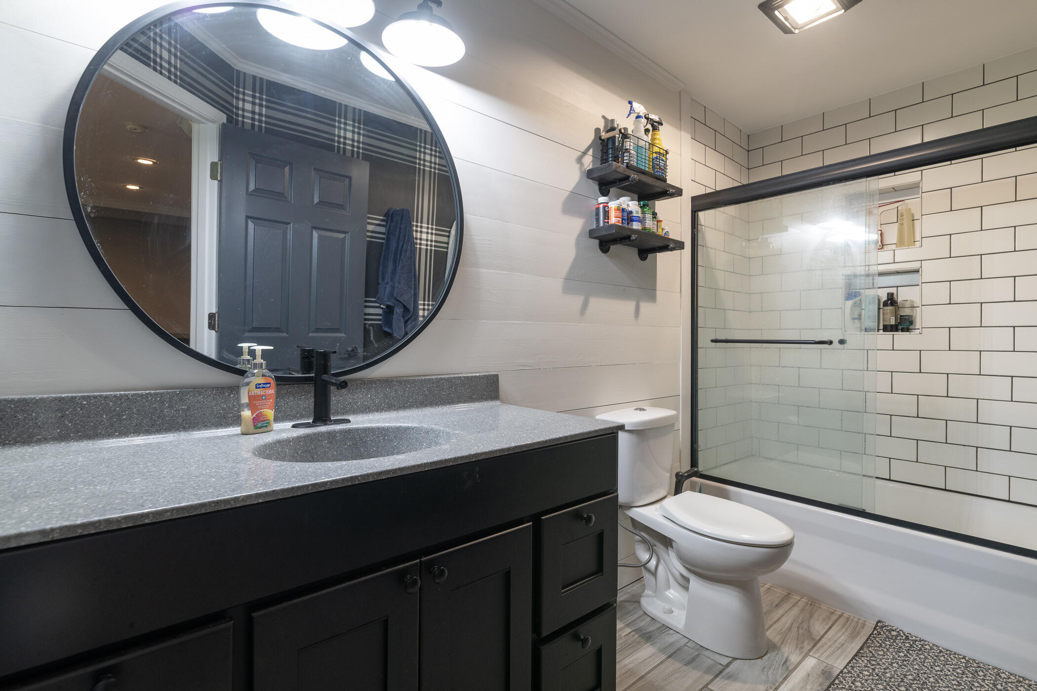 37 Summerset Drive Kalamazoo MI 49009