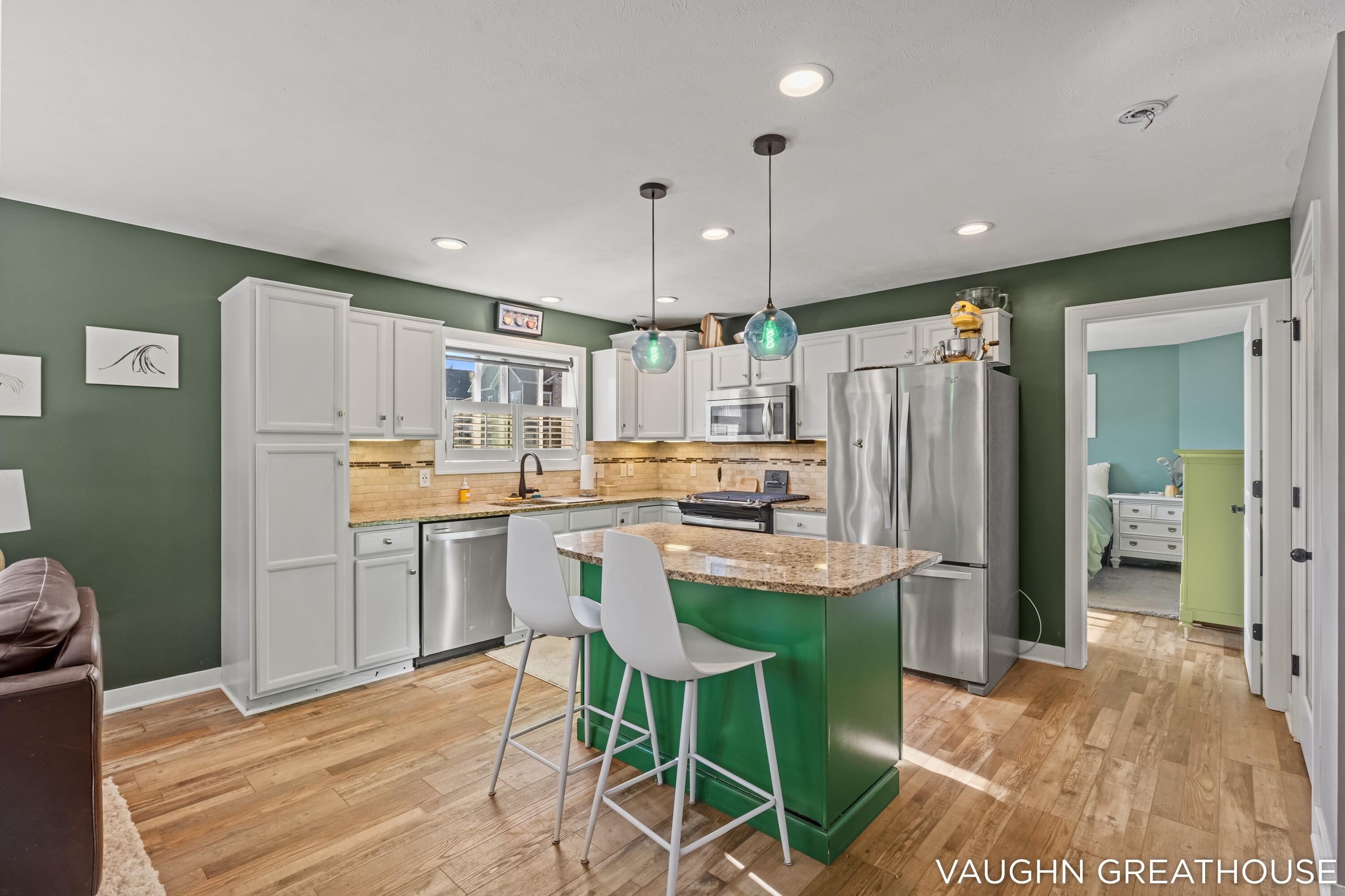 3383 Charlevoix Drive SE Grand Rapids MI 49546