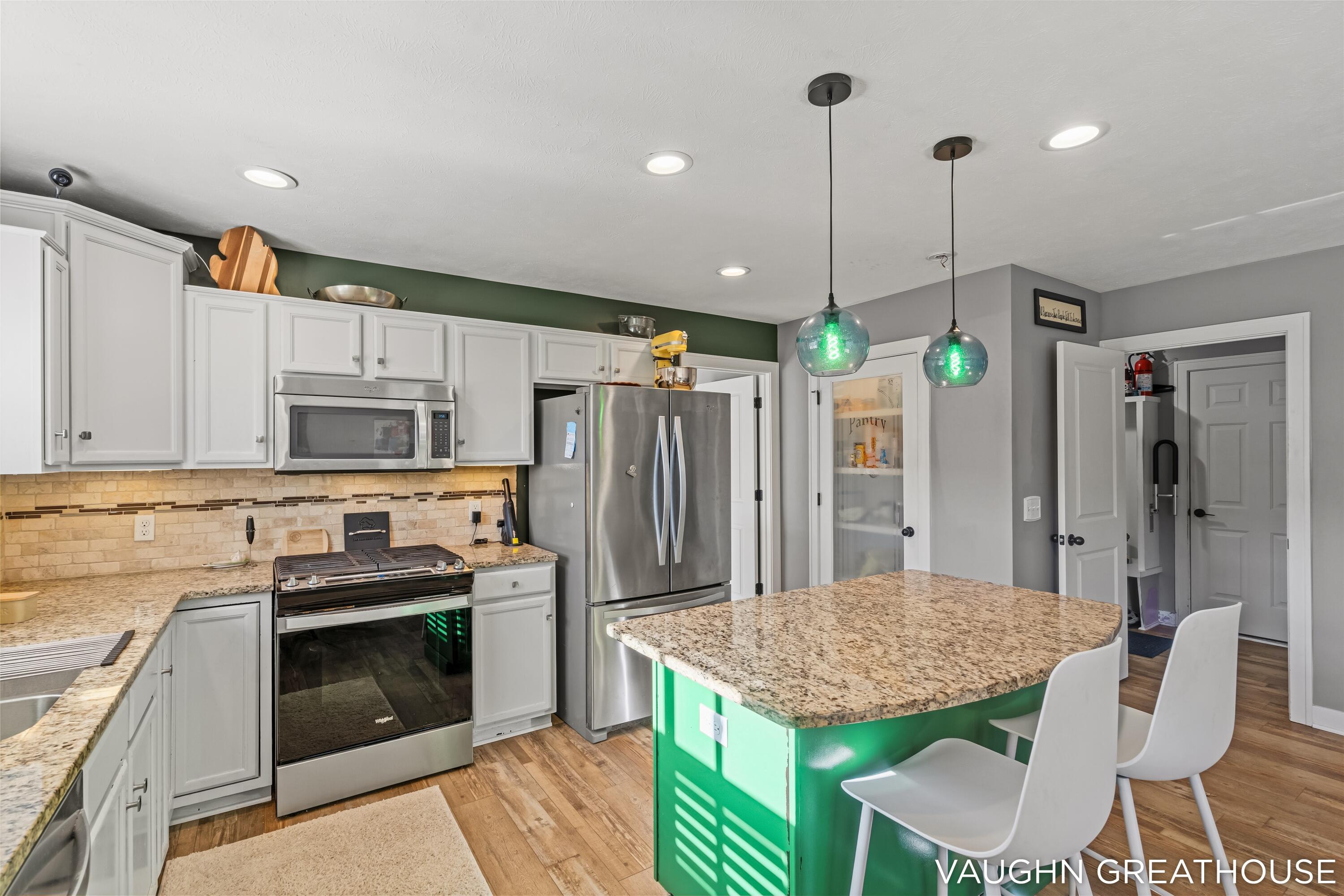 3383 Charlevoix Drive SE Grand Rapids MI 49546