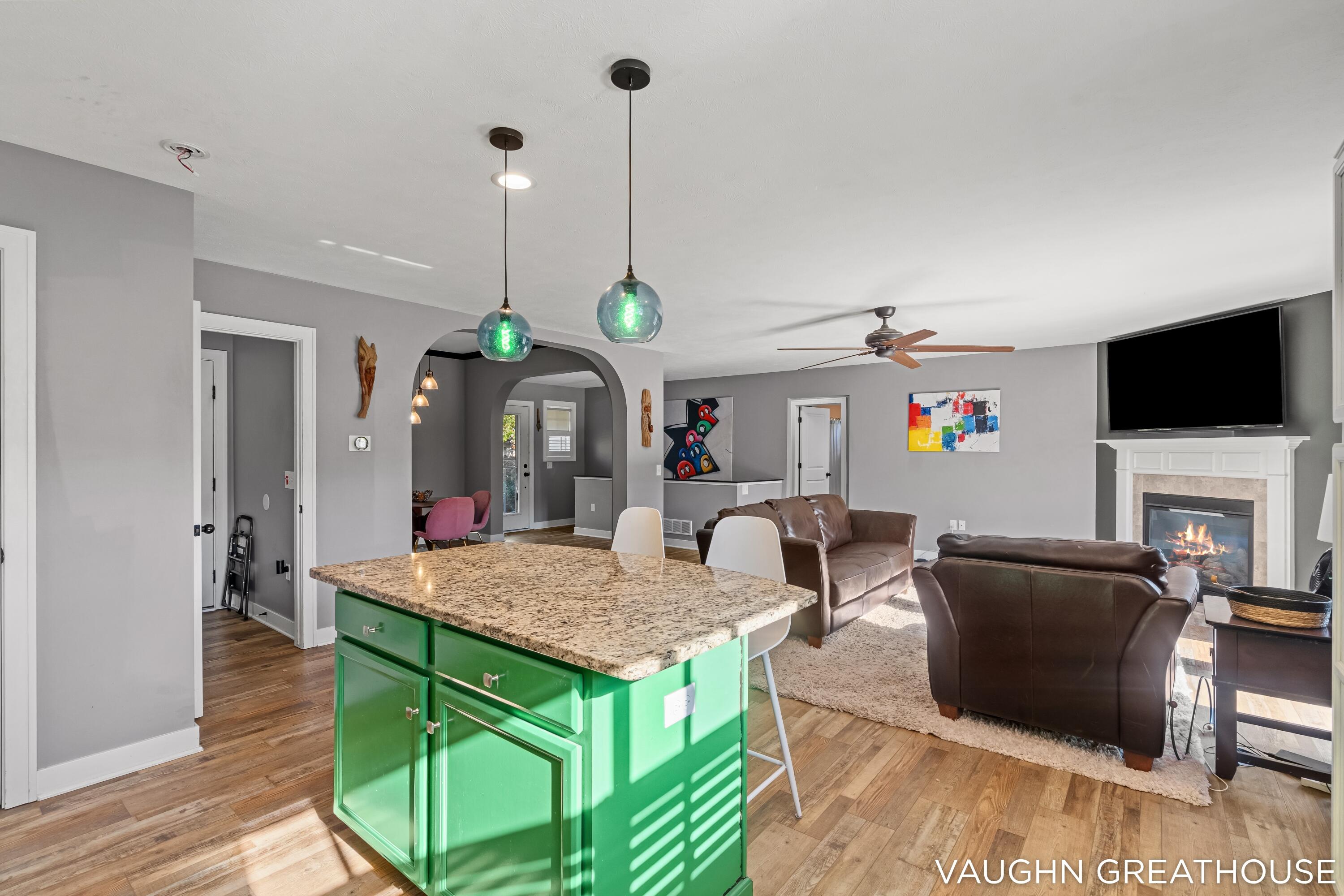 3383 Charlevoix Drive SE Grand Rapids MI 49546