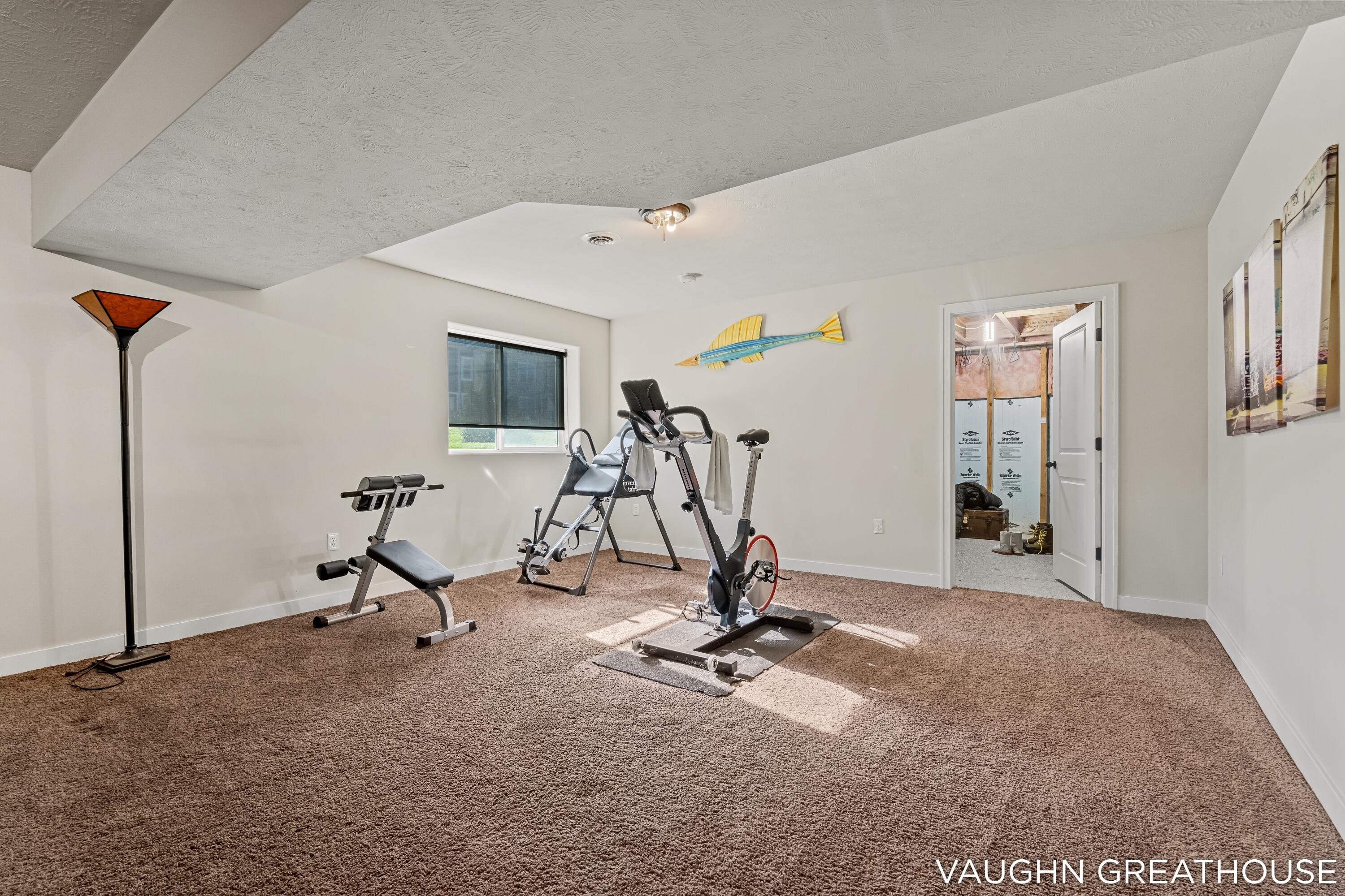 3383 Charlevoix Drive SE Grand Rapids MI 49546