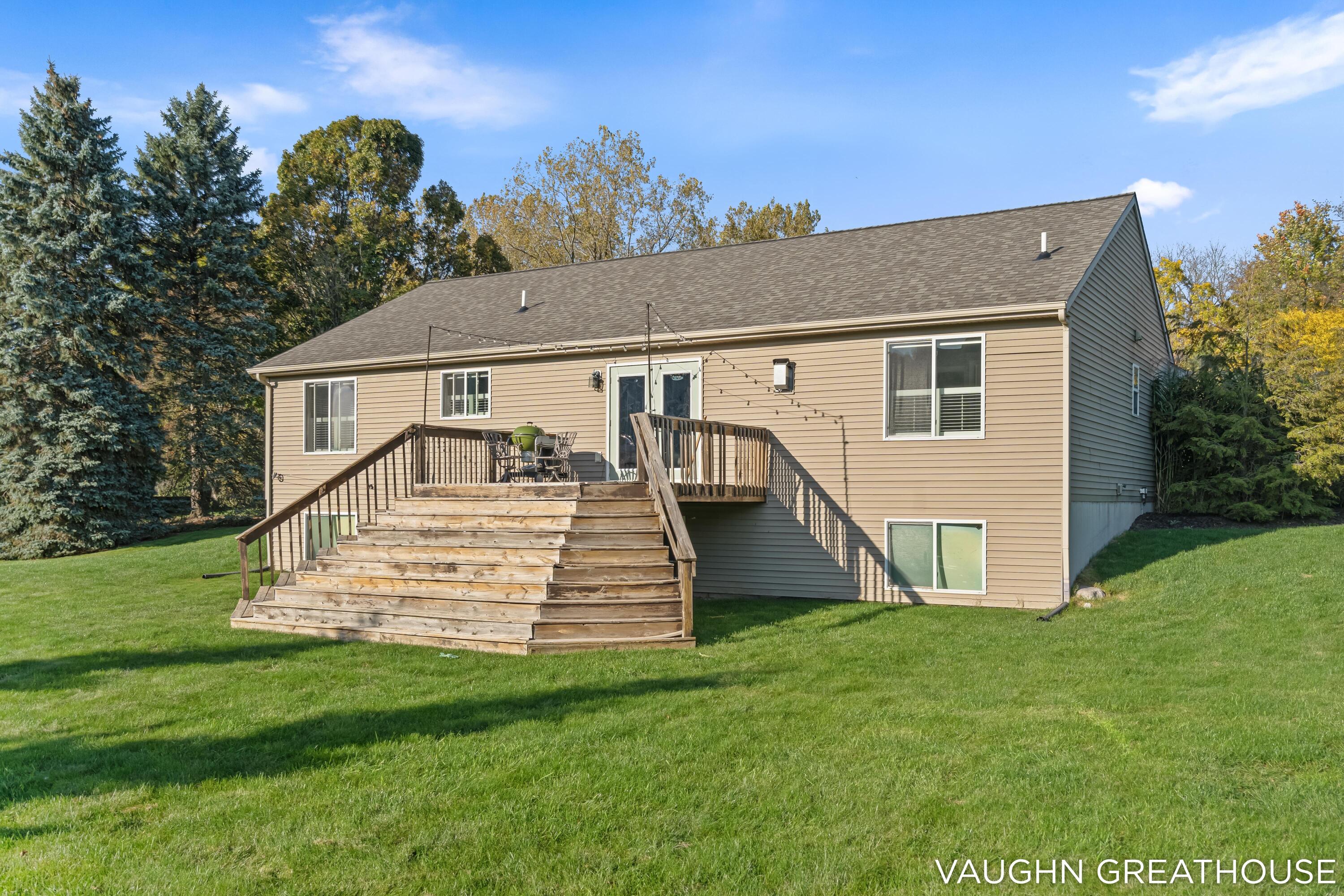 3383 Charlevoix Drive SE Grand Rapids MI 49546
