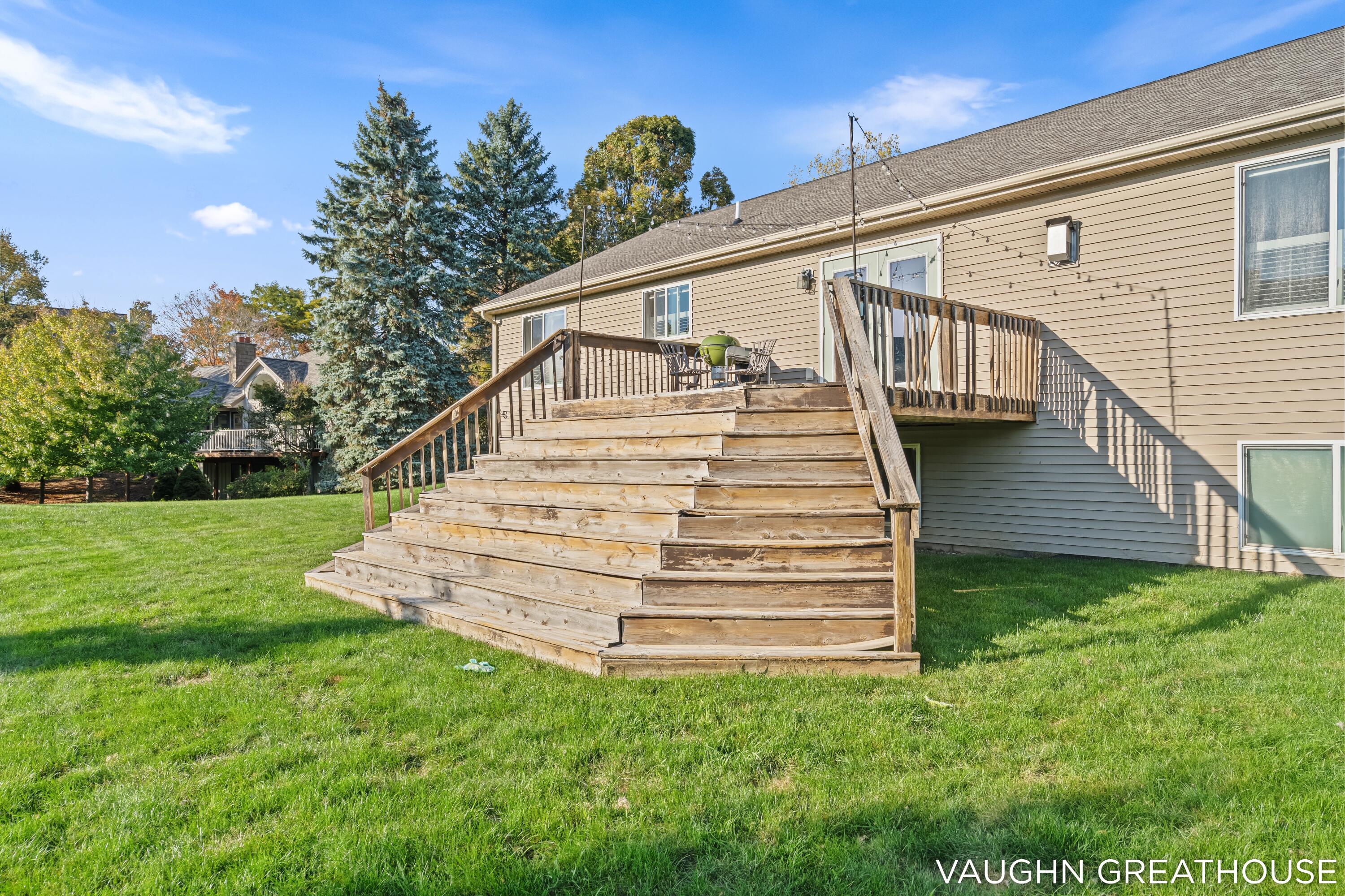 3383 Charlevoix Drive SE Grand Rapids MI 49546