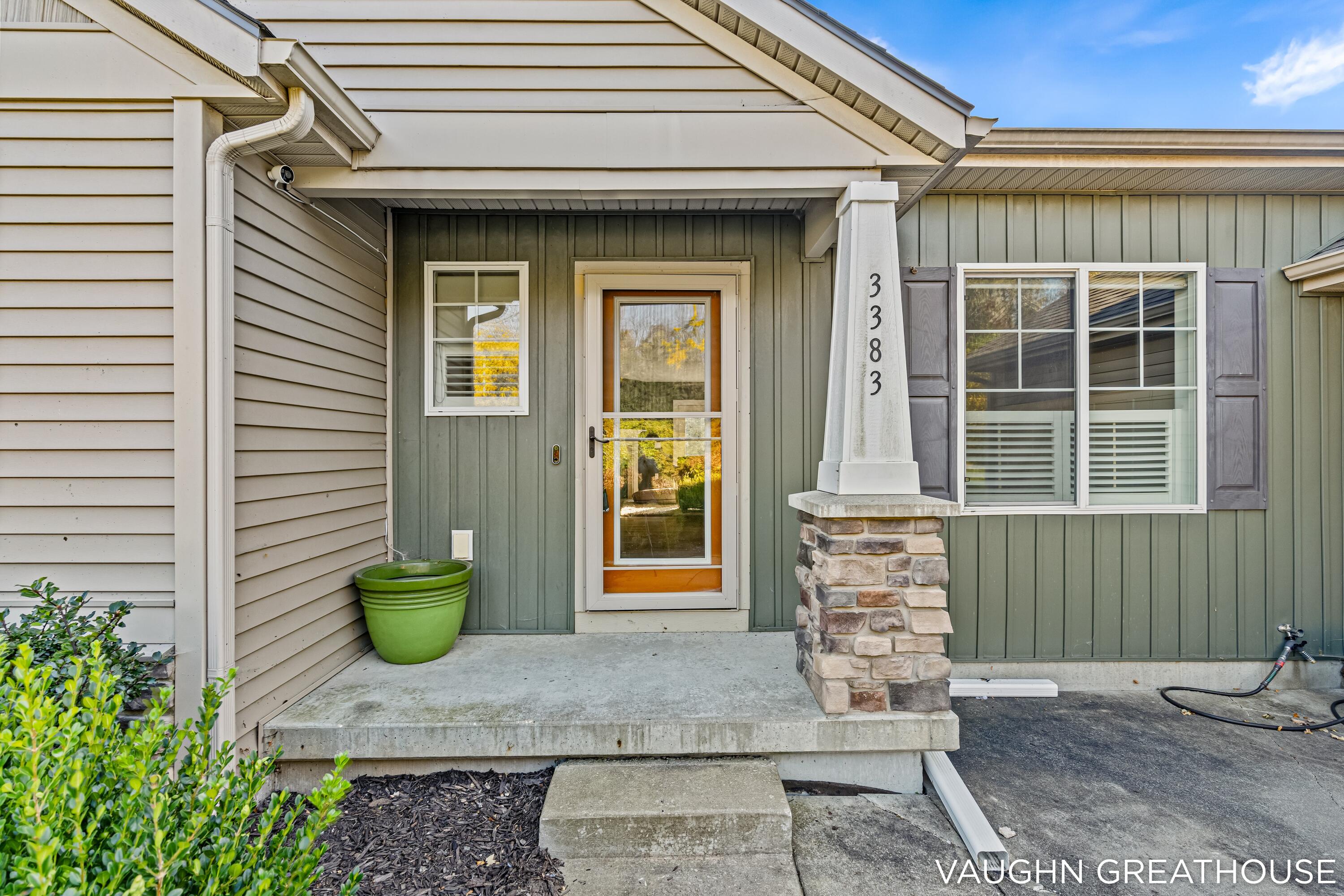 3383 Charlevoix Drive SE Grand Rapids MI 49546