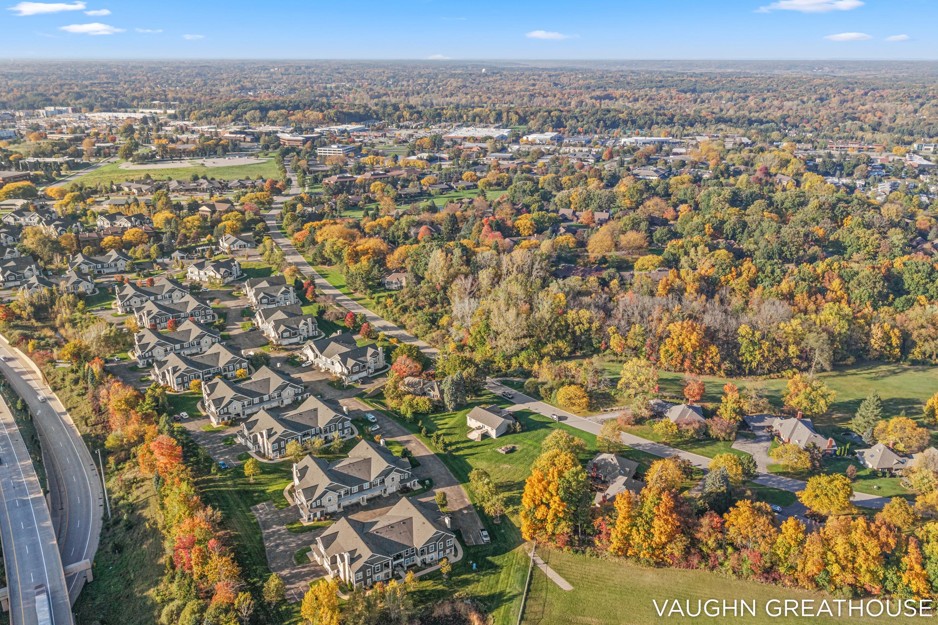 3383 Charlevoix Drive SE Grand Rapids MI 49546