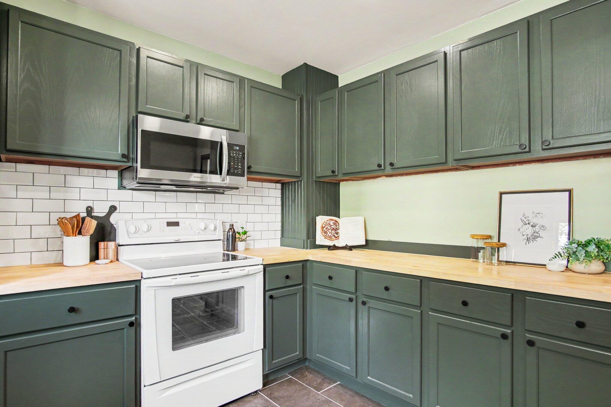 1400 Bemis Street SE Grand Rapids MI 49506