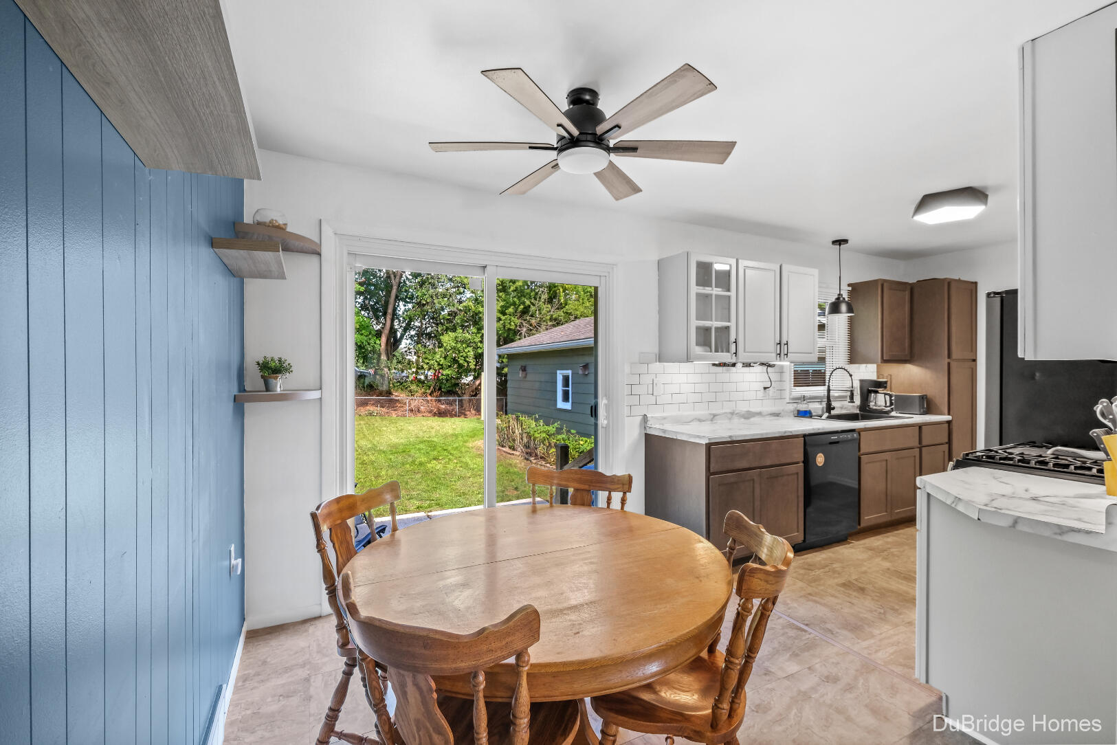 977 Coventry Drive NW Grand Rapids MI 49544