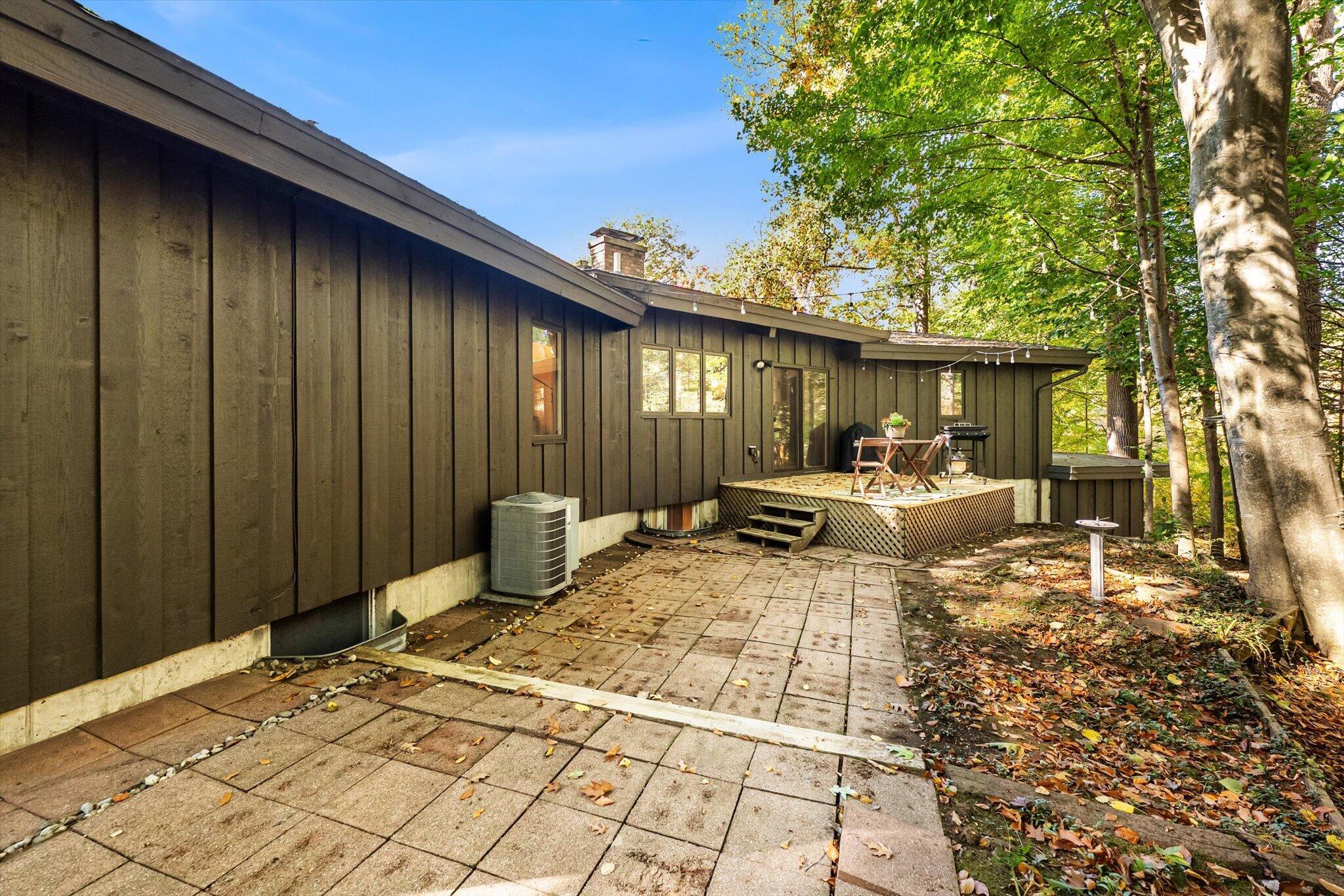 4681 Cottonwood Drive Holland MI 49423