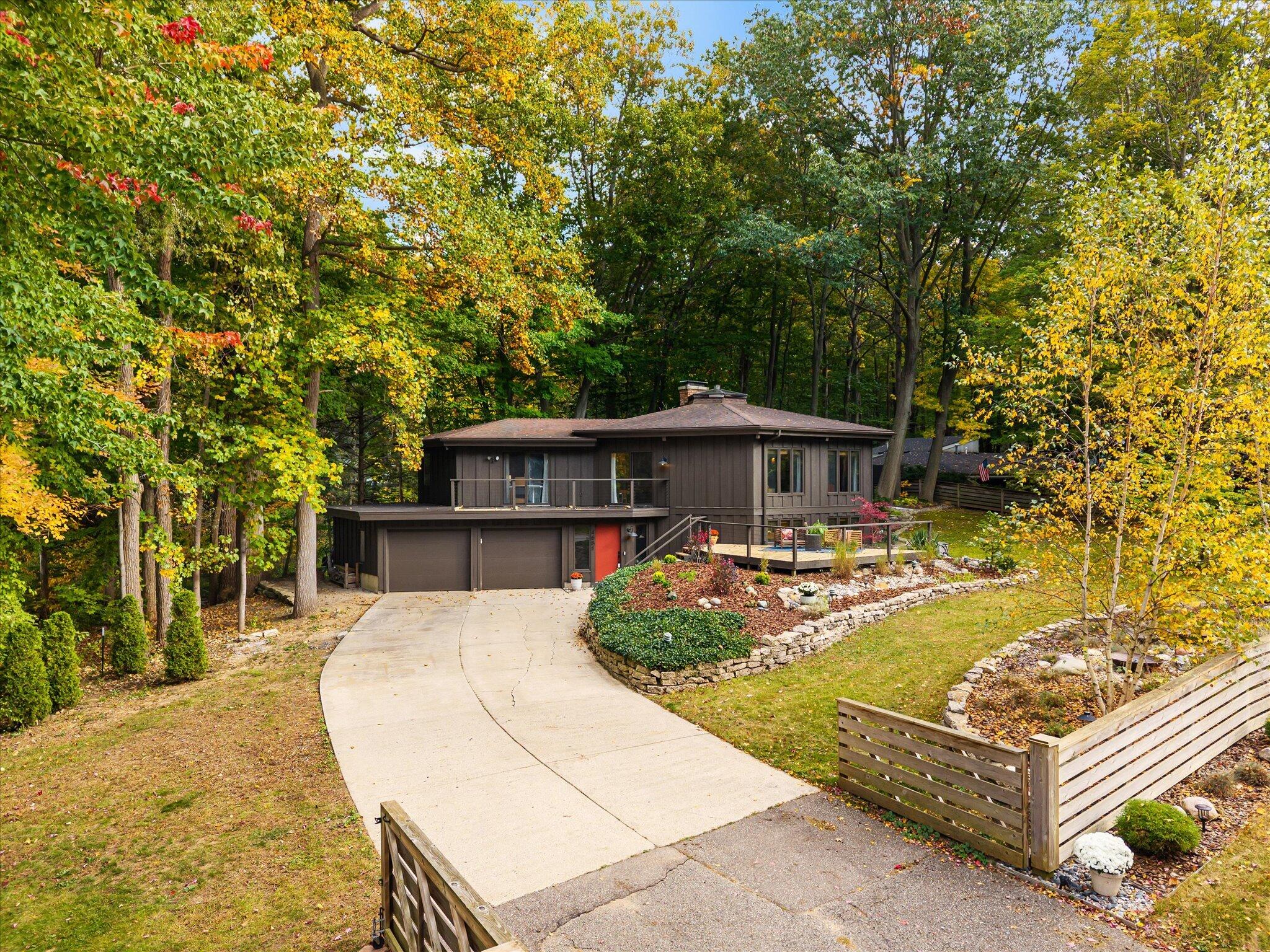 4681 Cottonwood Drive Holland MI 49423