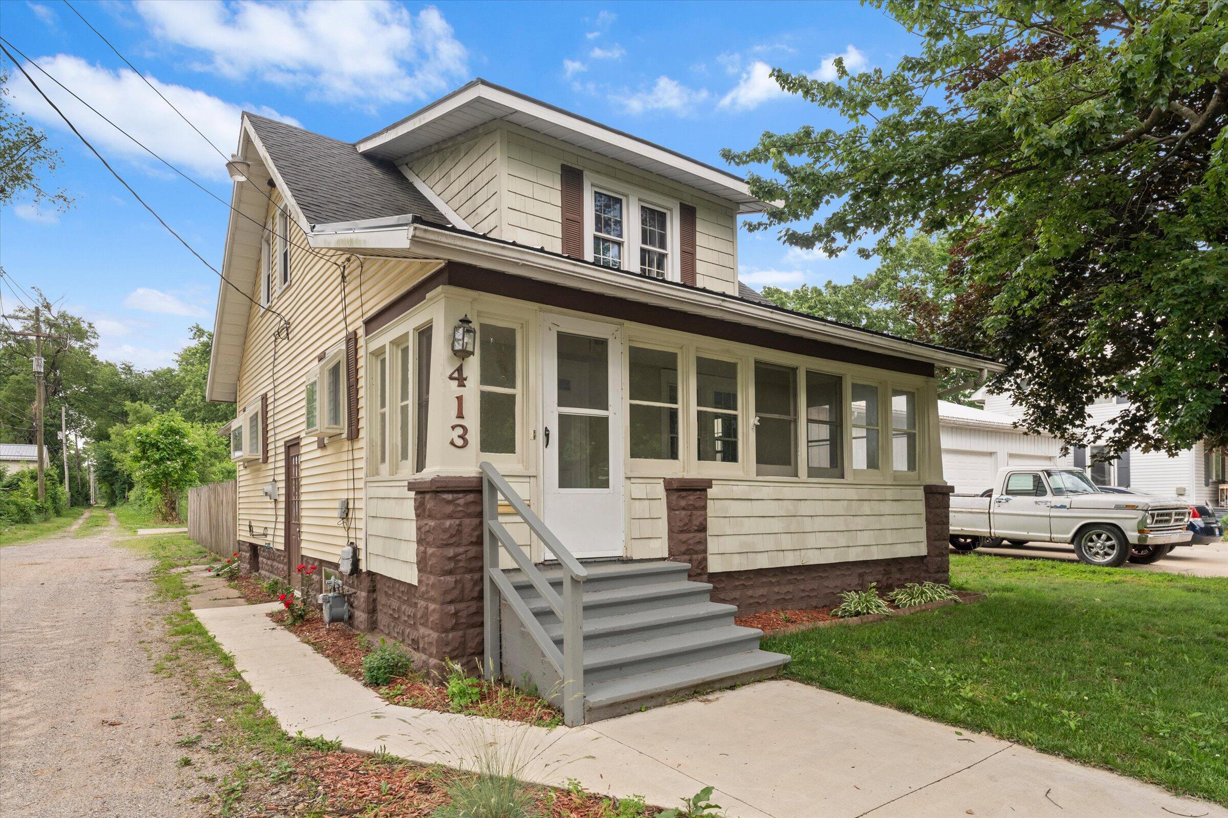 413 S 15th Street Niles MI 49120