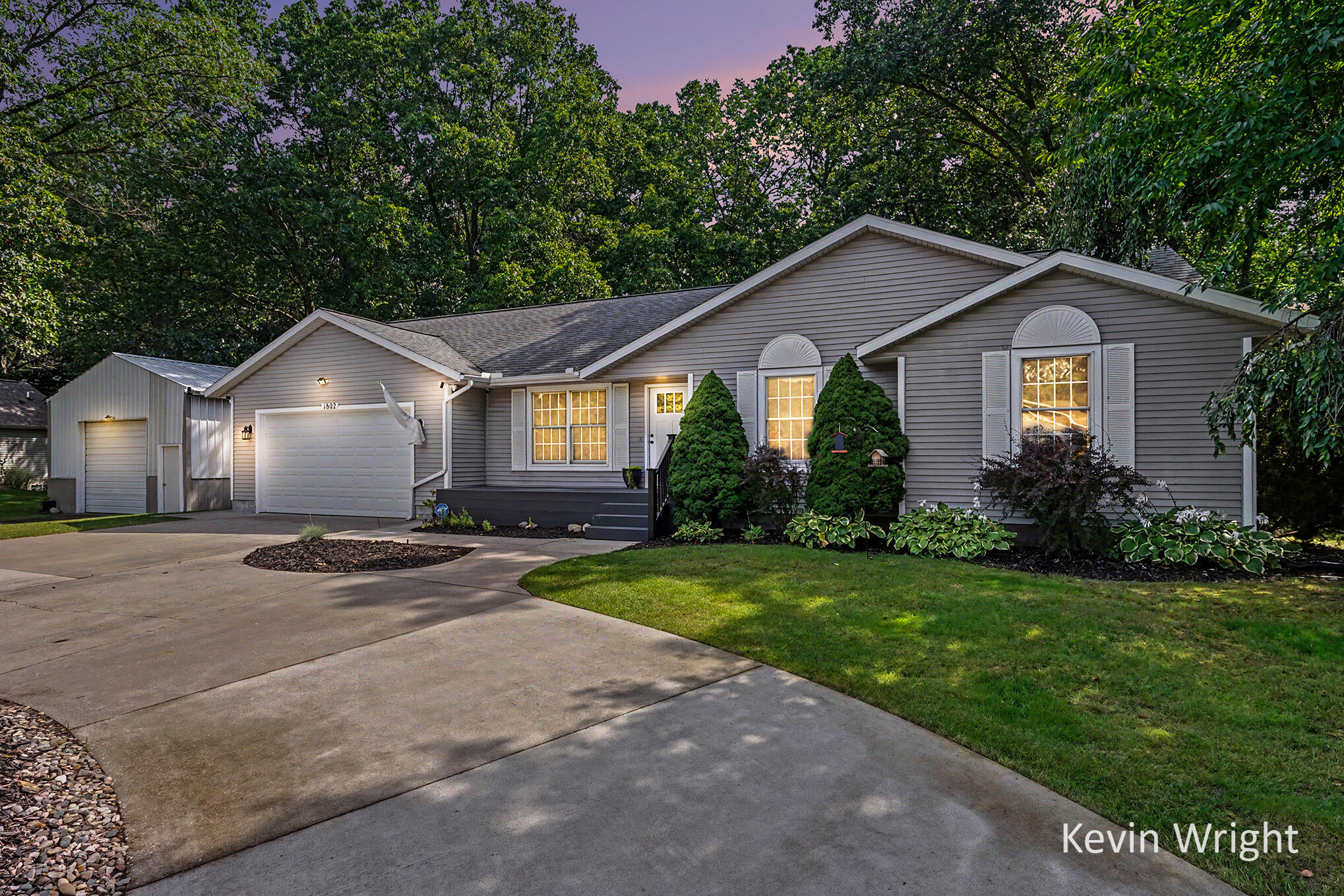 1802 Duchess Court Muskegon MI 49445