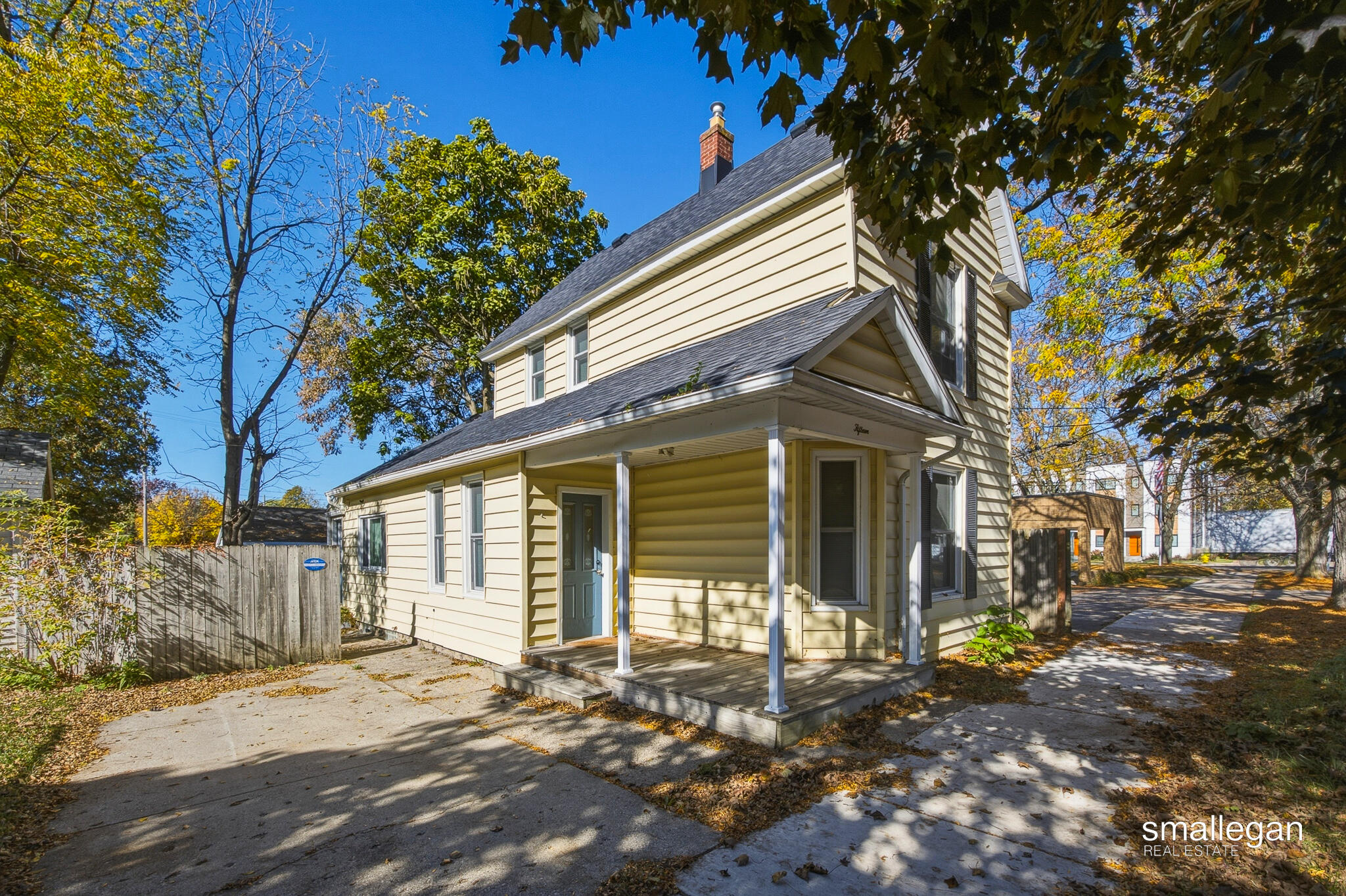 15 Gunnison Avenue SW Grand Rapids MI 49504