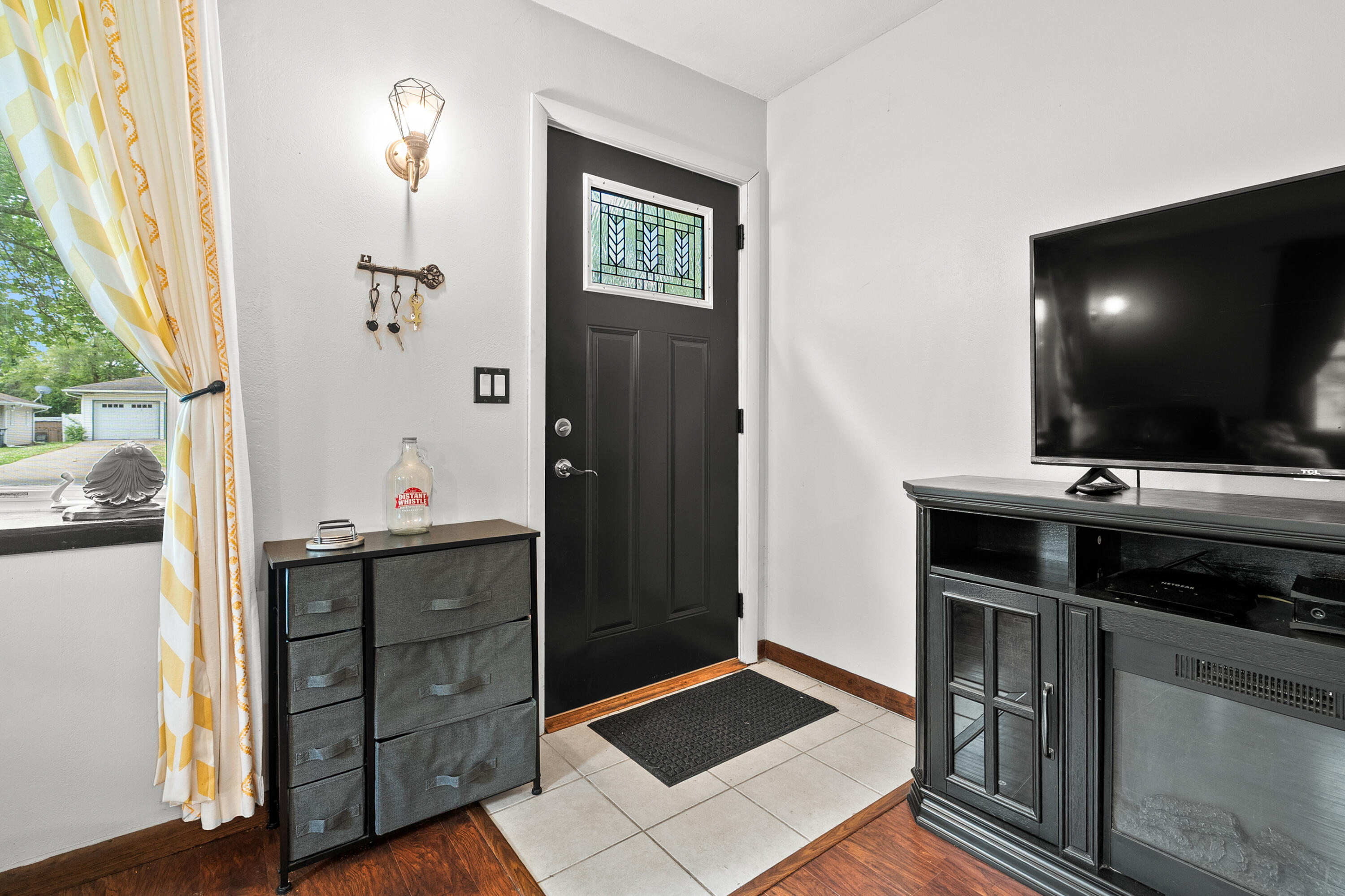 606 Pleasant Avenue Kalamazoo MI 49008