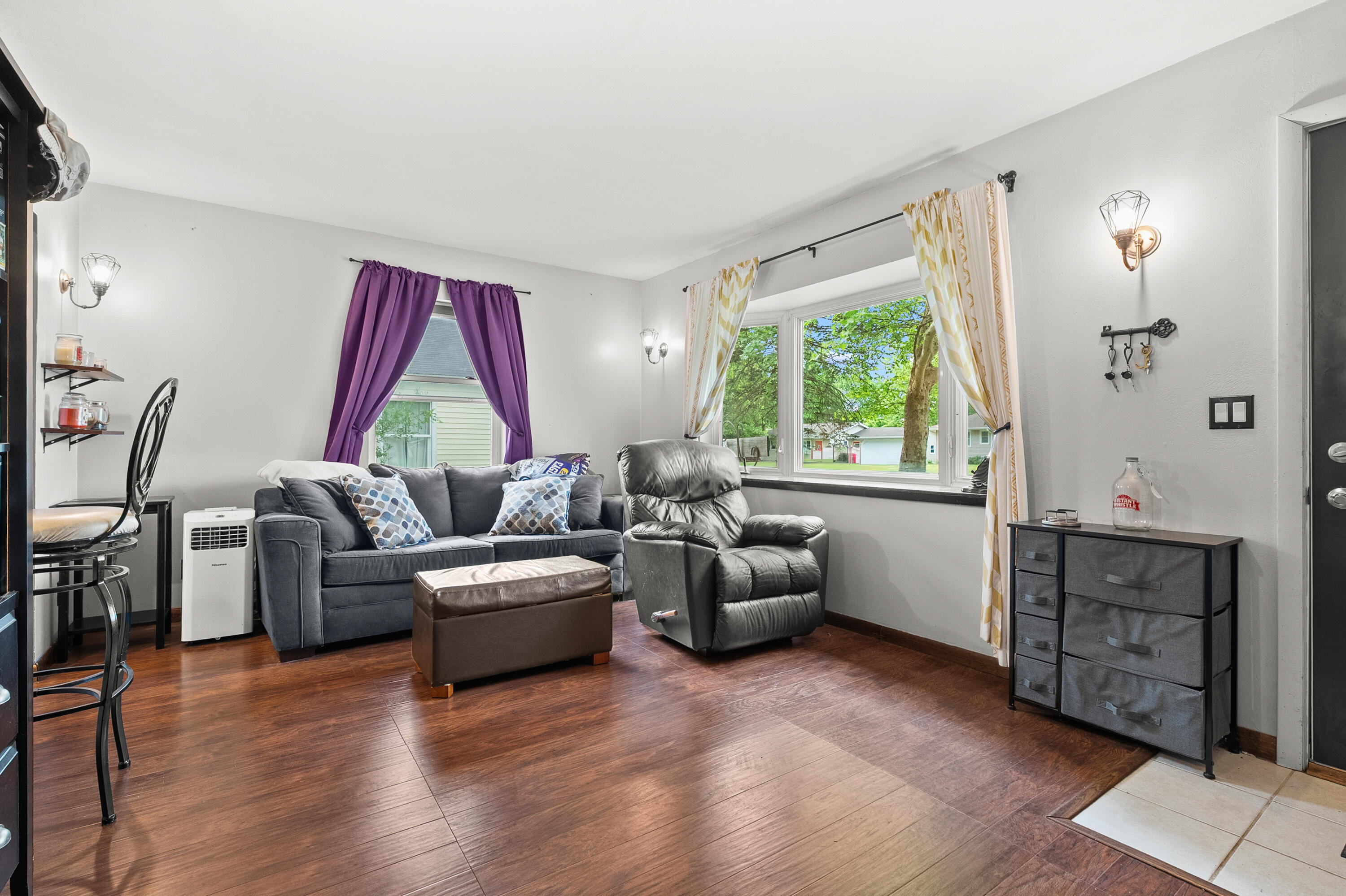 606 Pleasant Avenue Kalamazoo MI 49008
