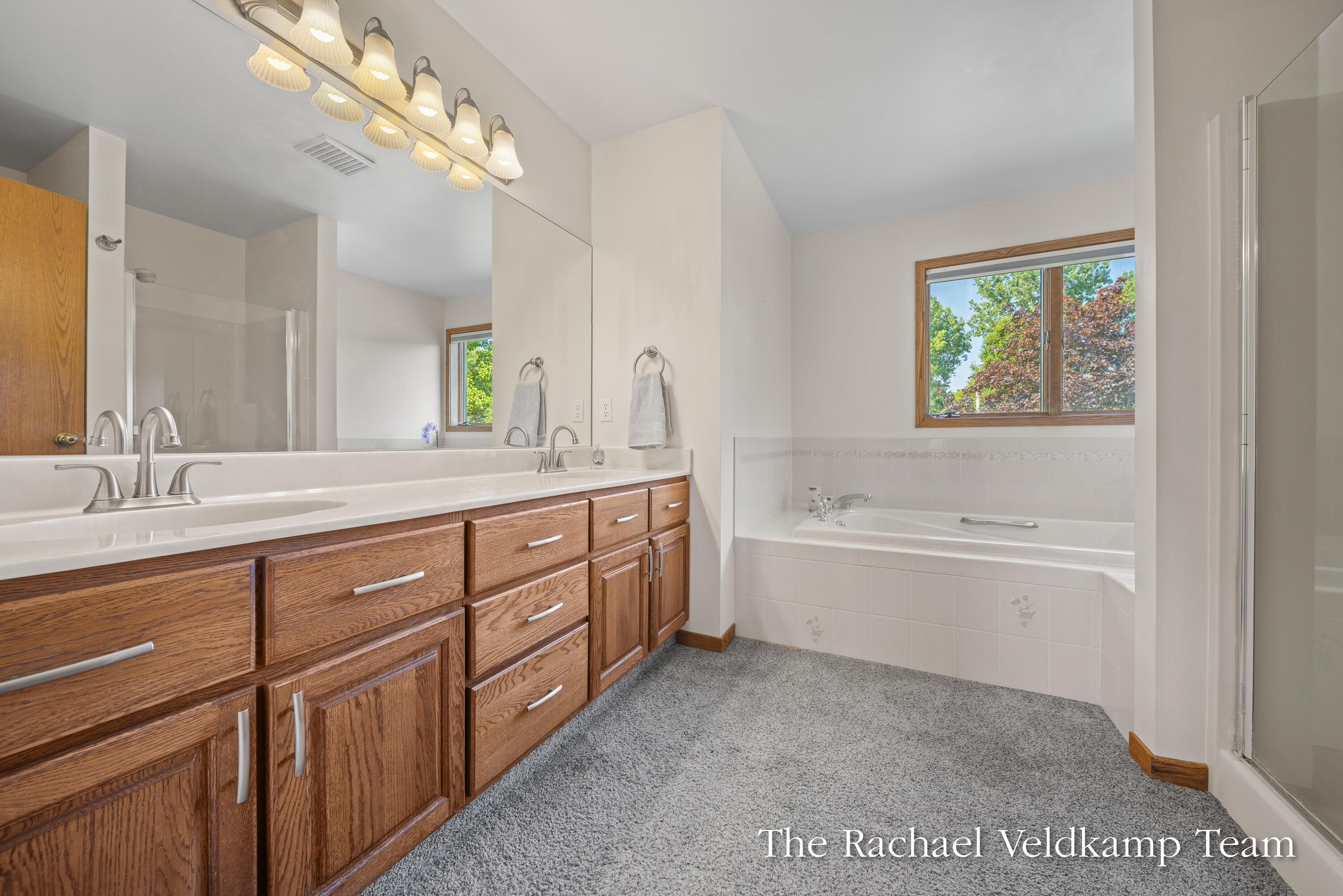 2503 Westwinde Street NW Grand Rapids MI 49504