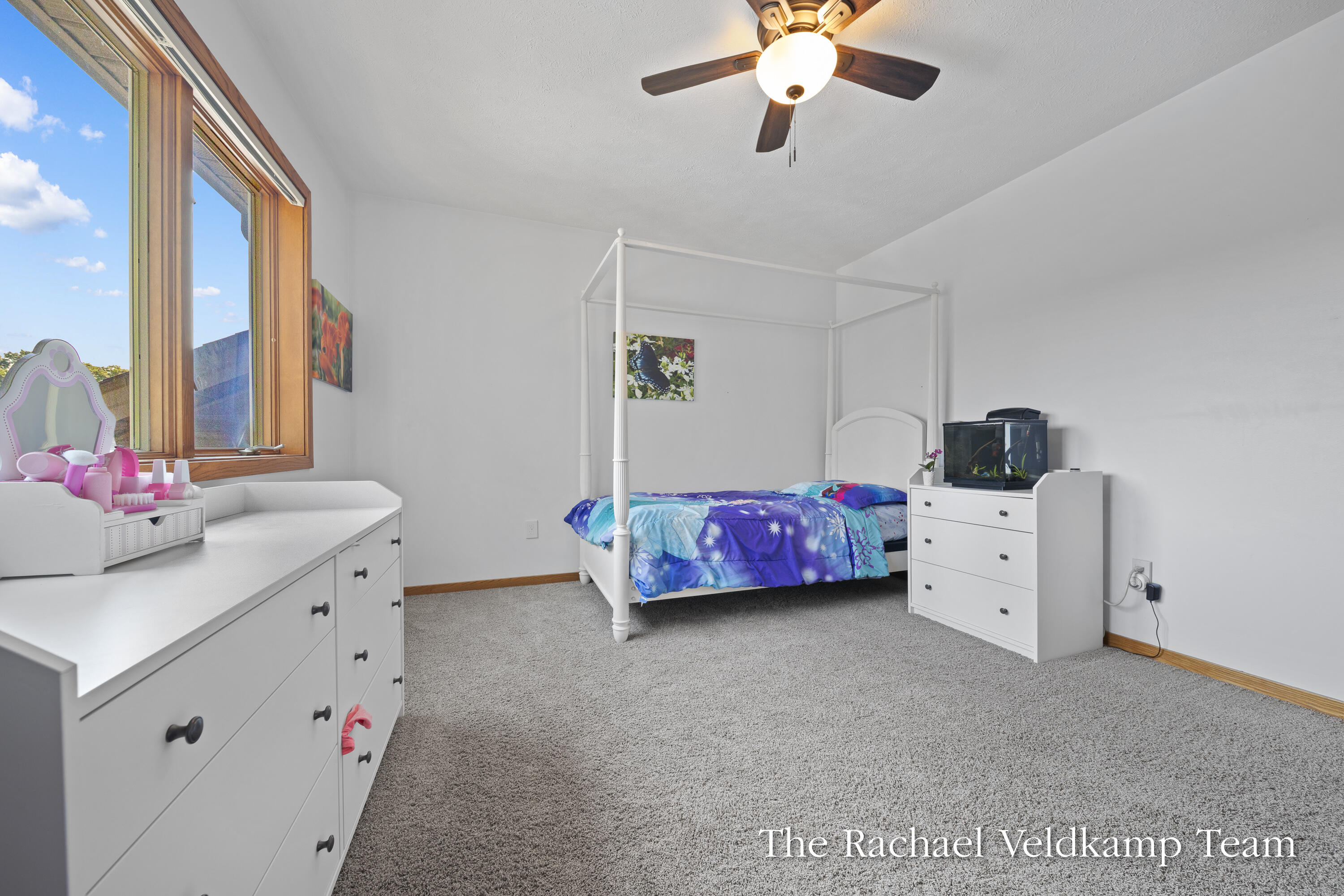 2503 Westwinde Street NW Grand Rapids MI 49504