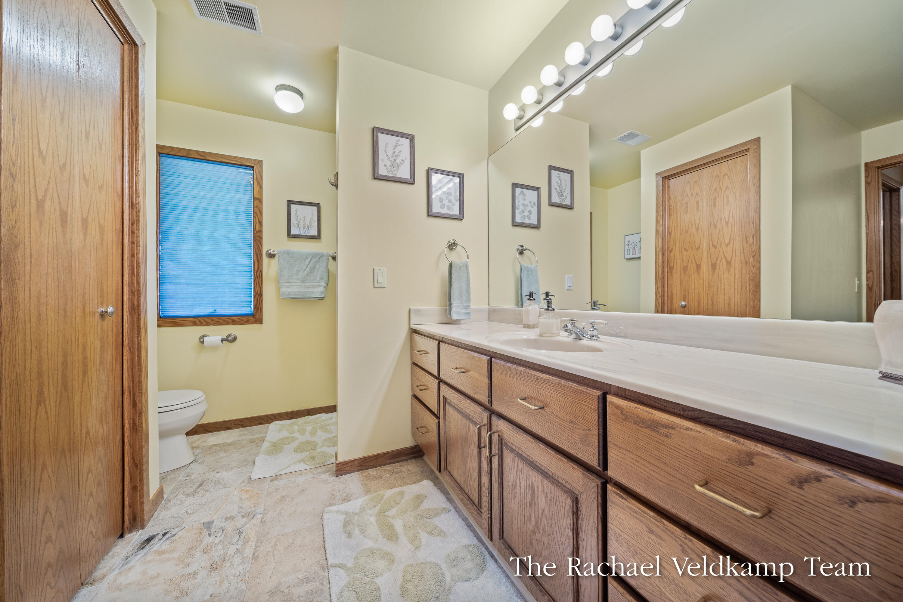 2503 Westwinde Street NW Grand Rapids MI 49504