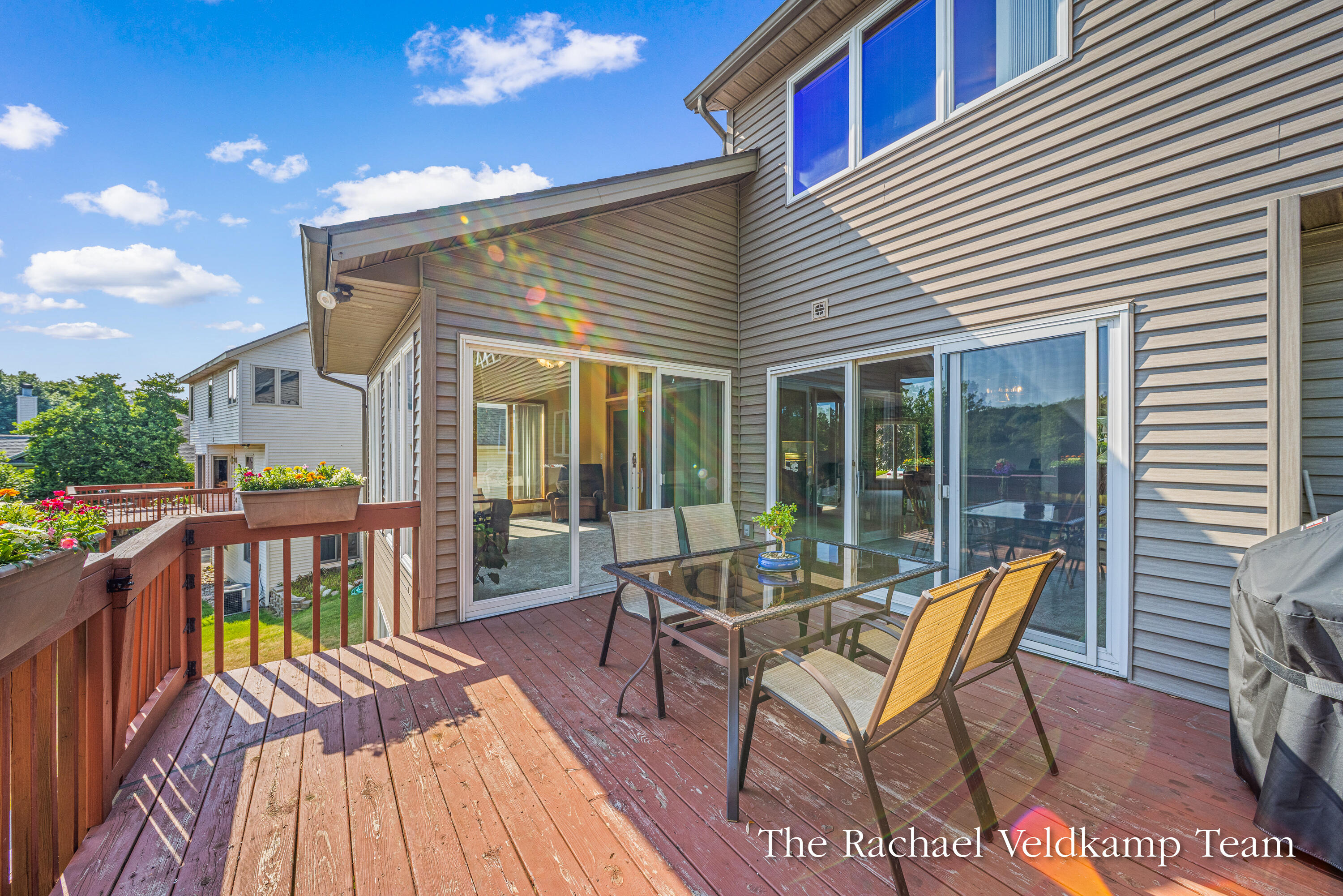 2503 Westwinde Street NW Grand Rapids MI 49504