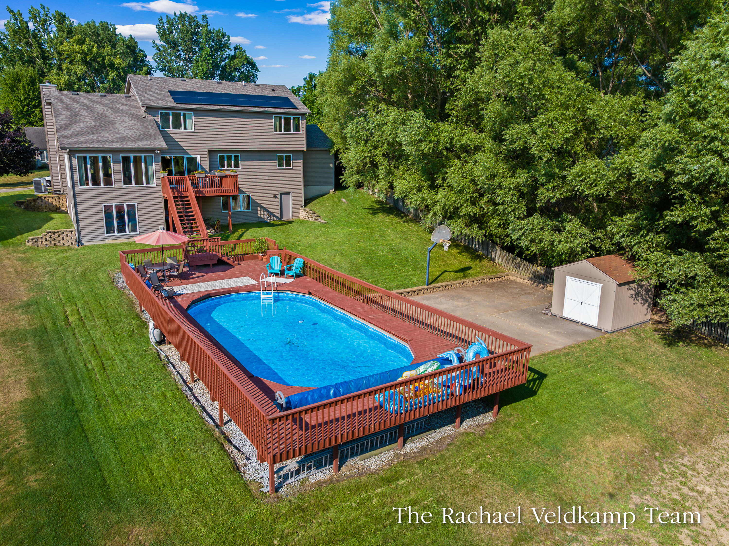 2503 Westwinde Street NW Grand Rapids MI 49504