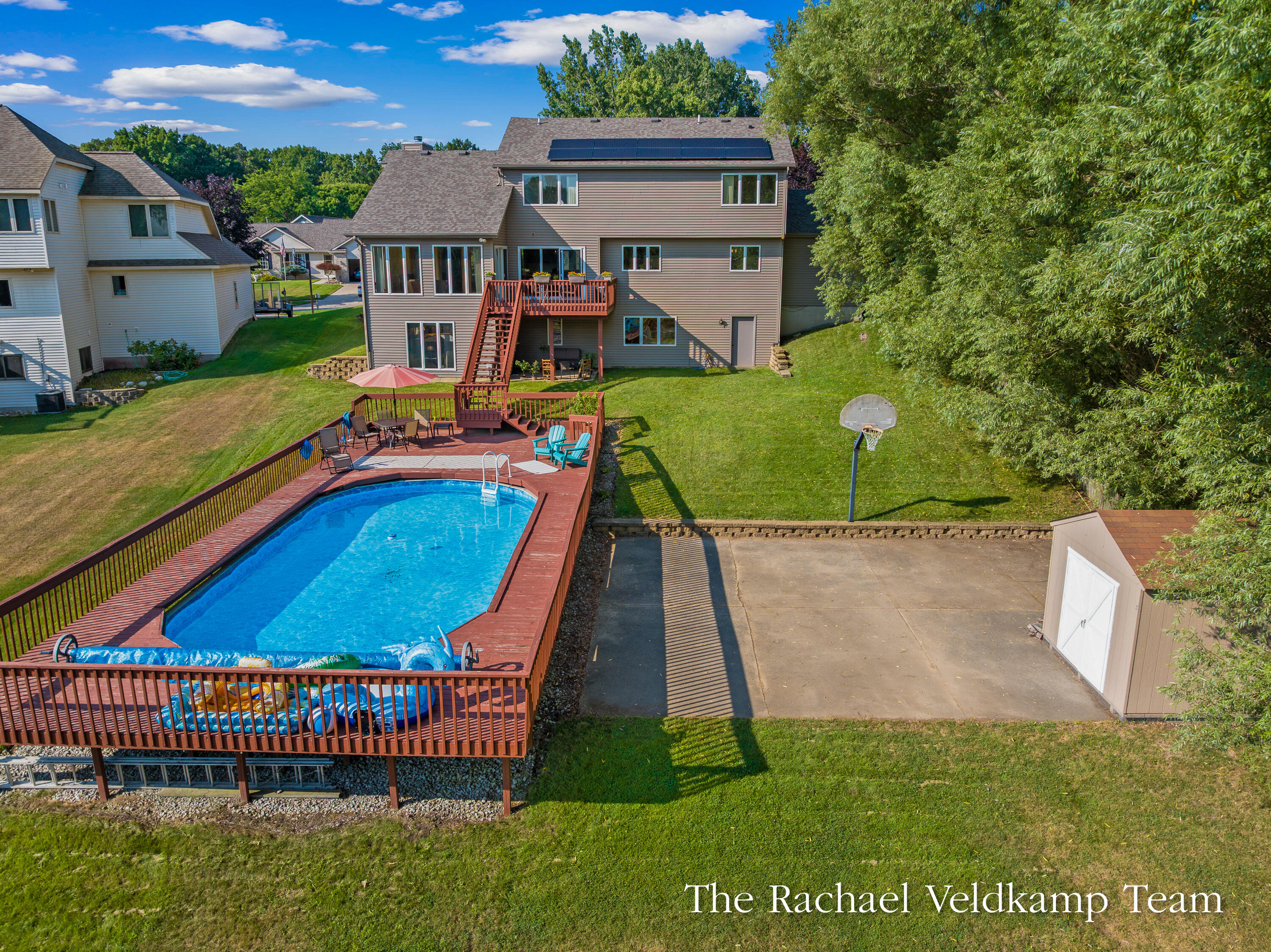 2503 Westwinde Street NW Grand Rapids MI 49504
