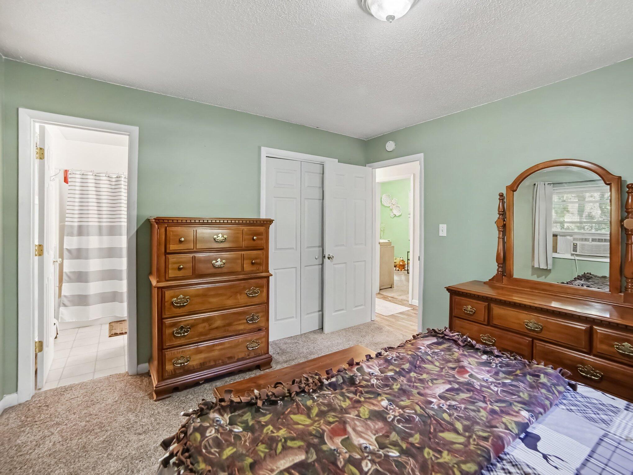 3615 N Lincoln Road Ludington MI 49431