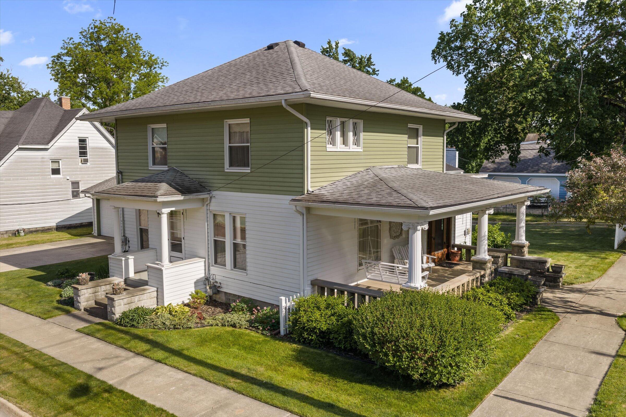 208 Moccasin Street Buchanan MI 49107