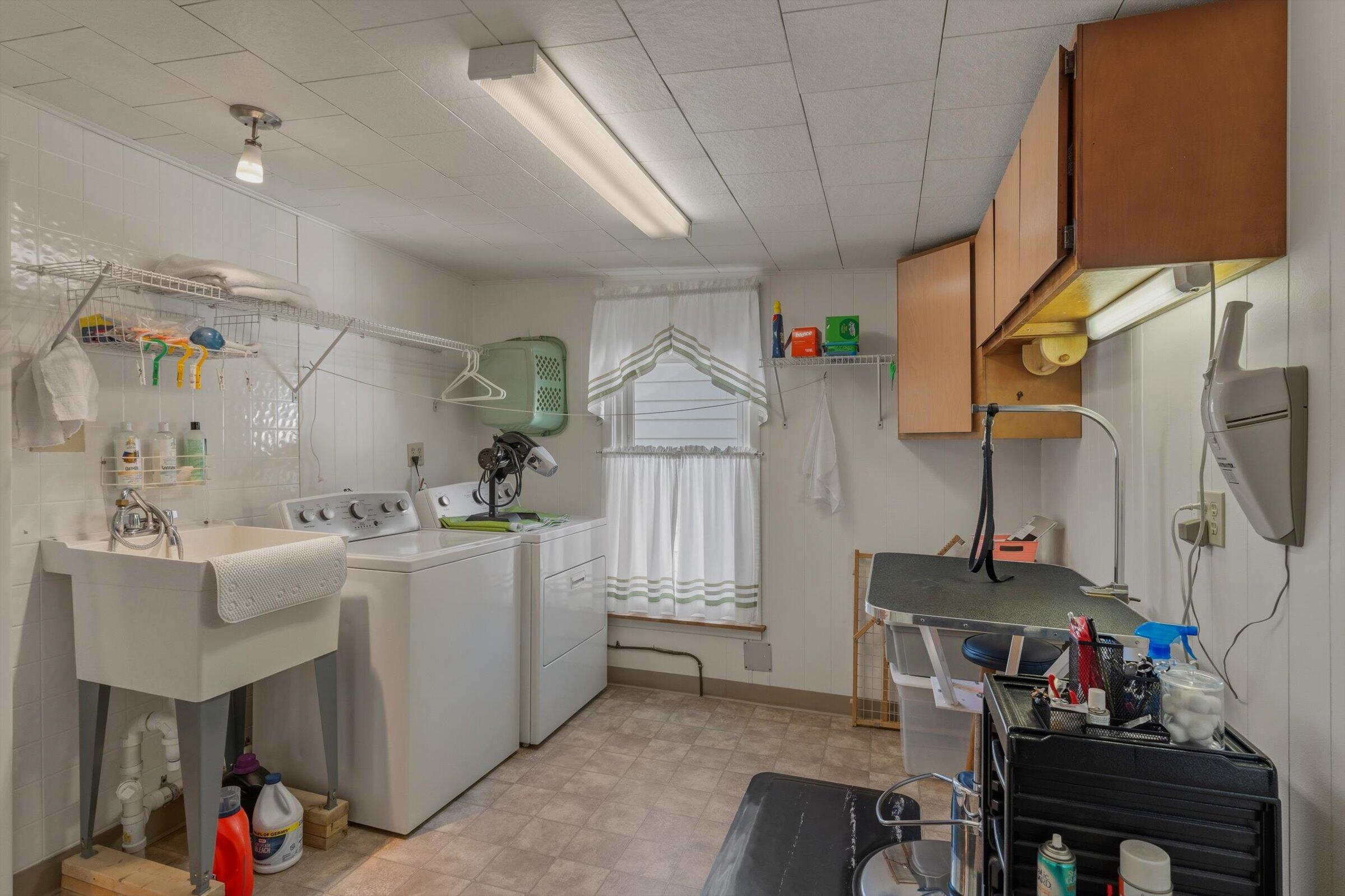 208 Moccasin Street Buchanan MI 49107