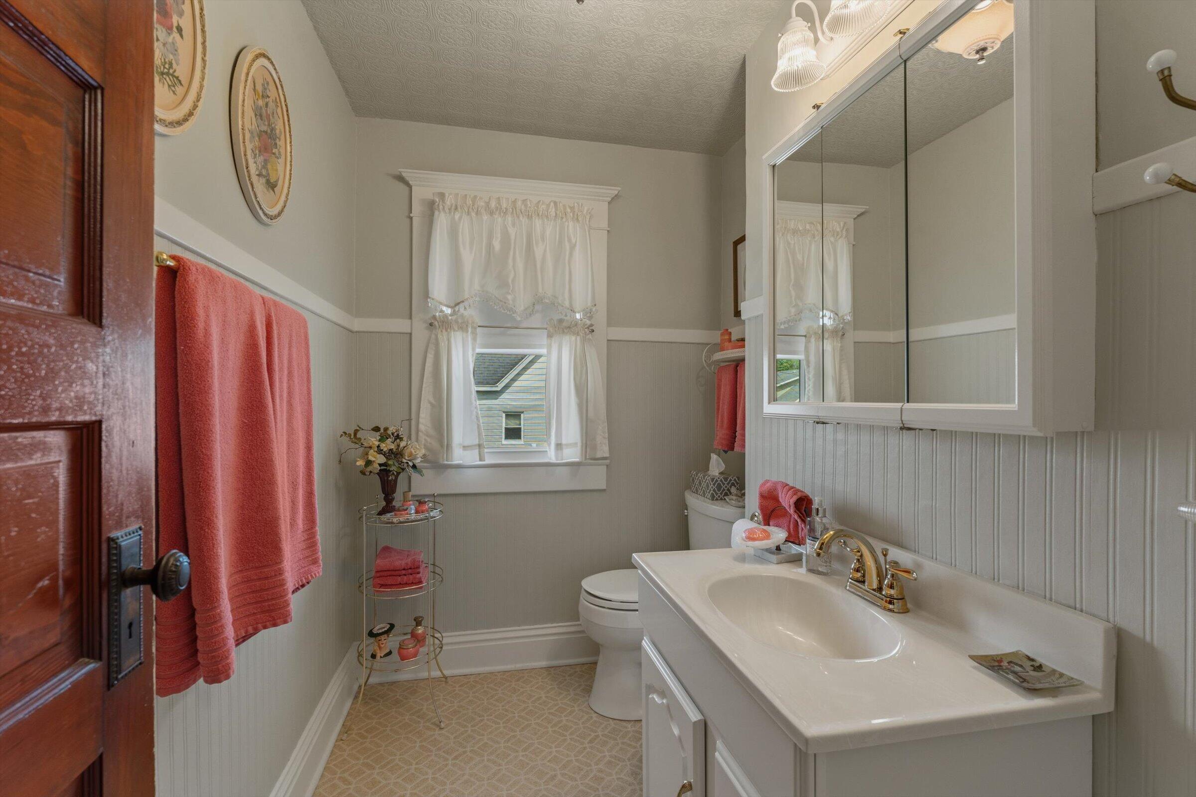 208 Moccasin Street Buchanan MI 49107