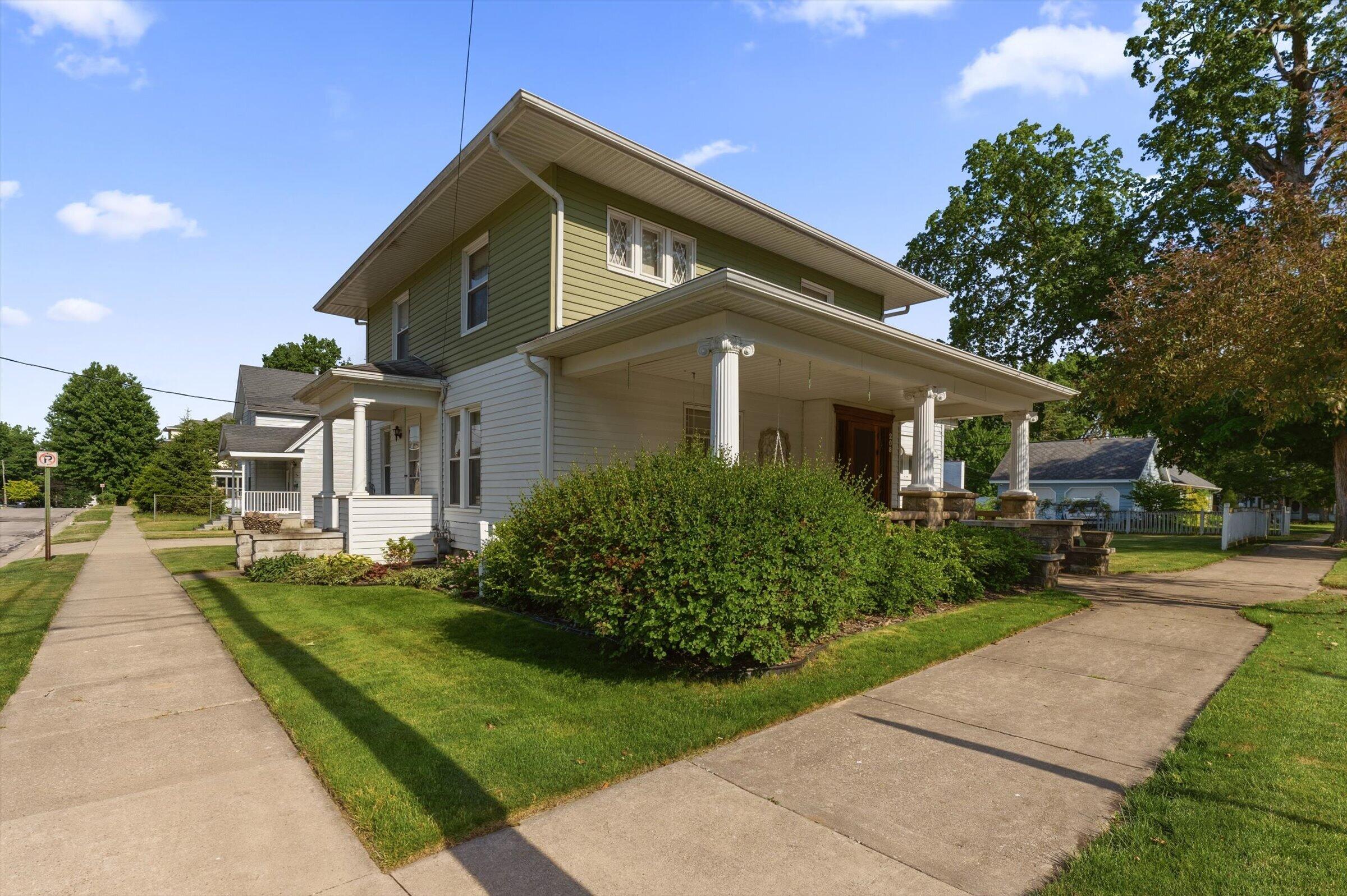 208 Moccasin Street Buchanan MI 49107