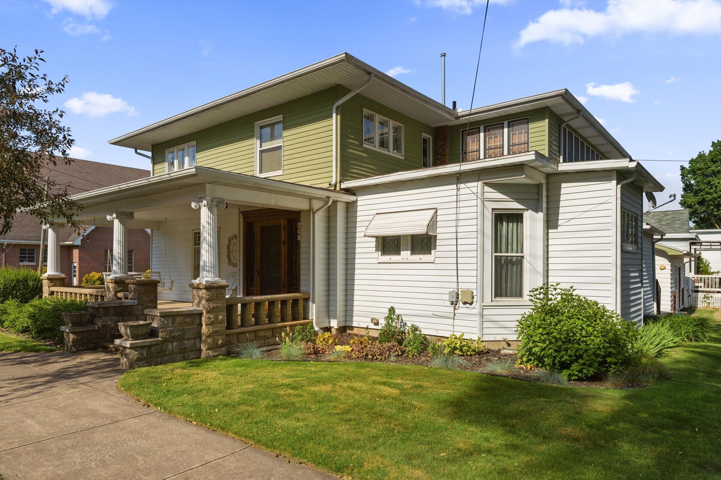 208 Moccasin Street Buchanan MI 49107