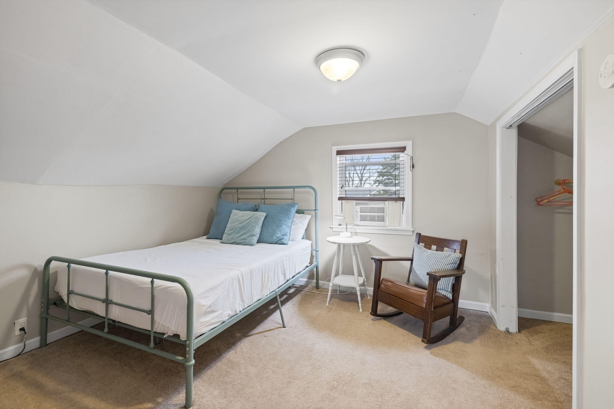 607 Sherwood Avenue Three Oaks MI 49128