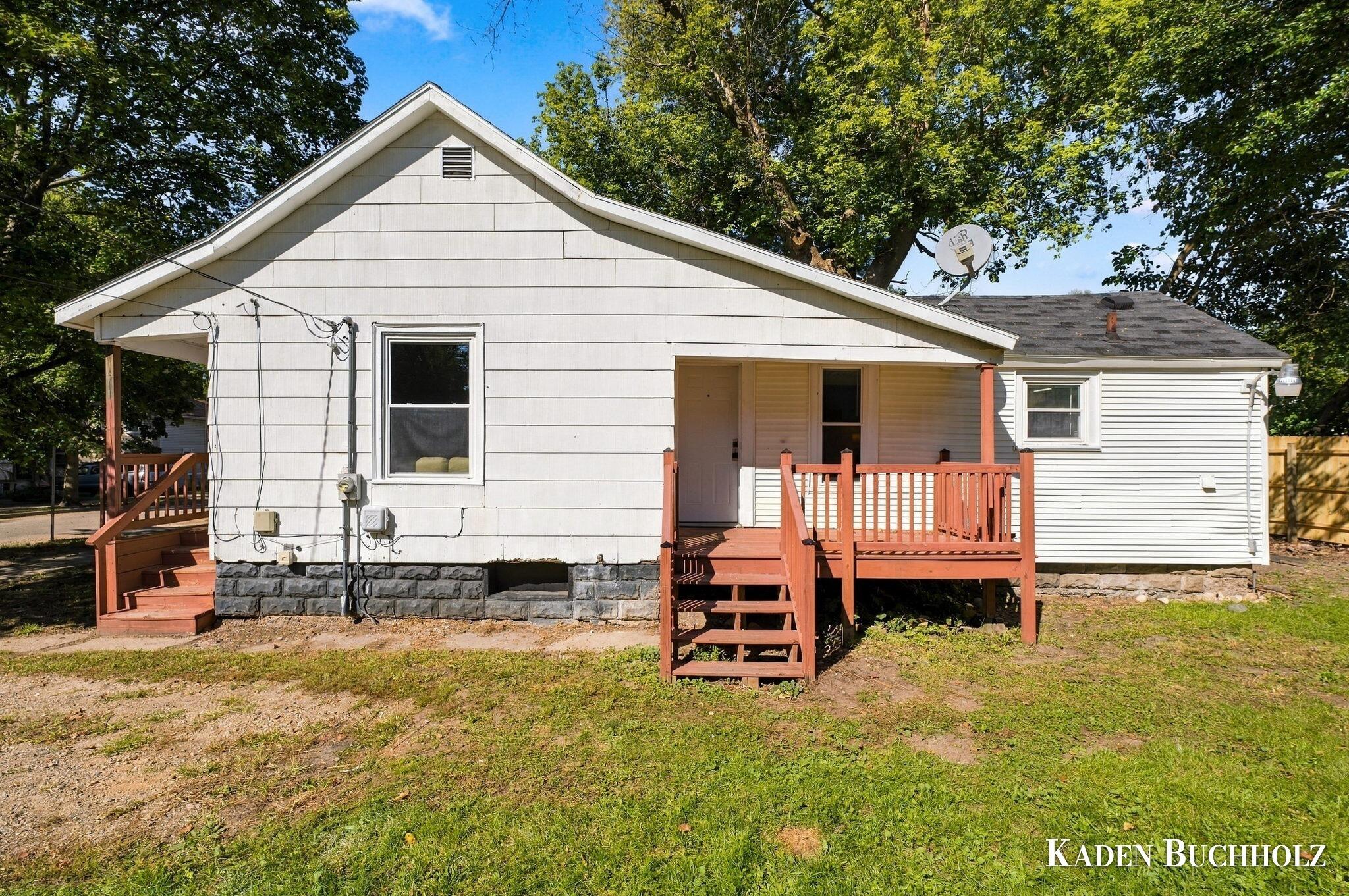 1344 Maude Avenue NE Grand Rapids MI 49505