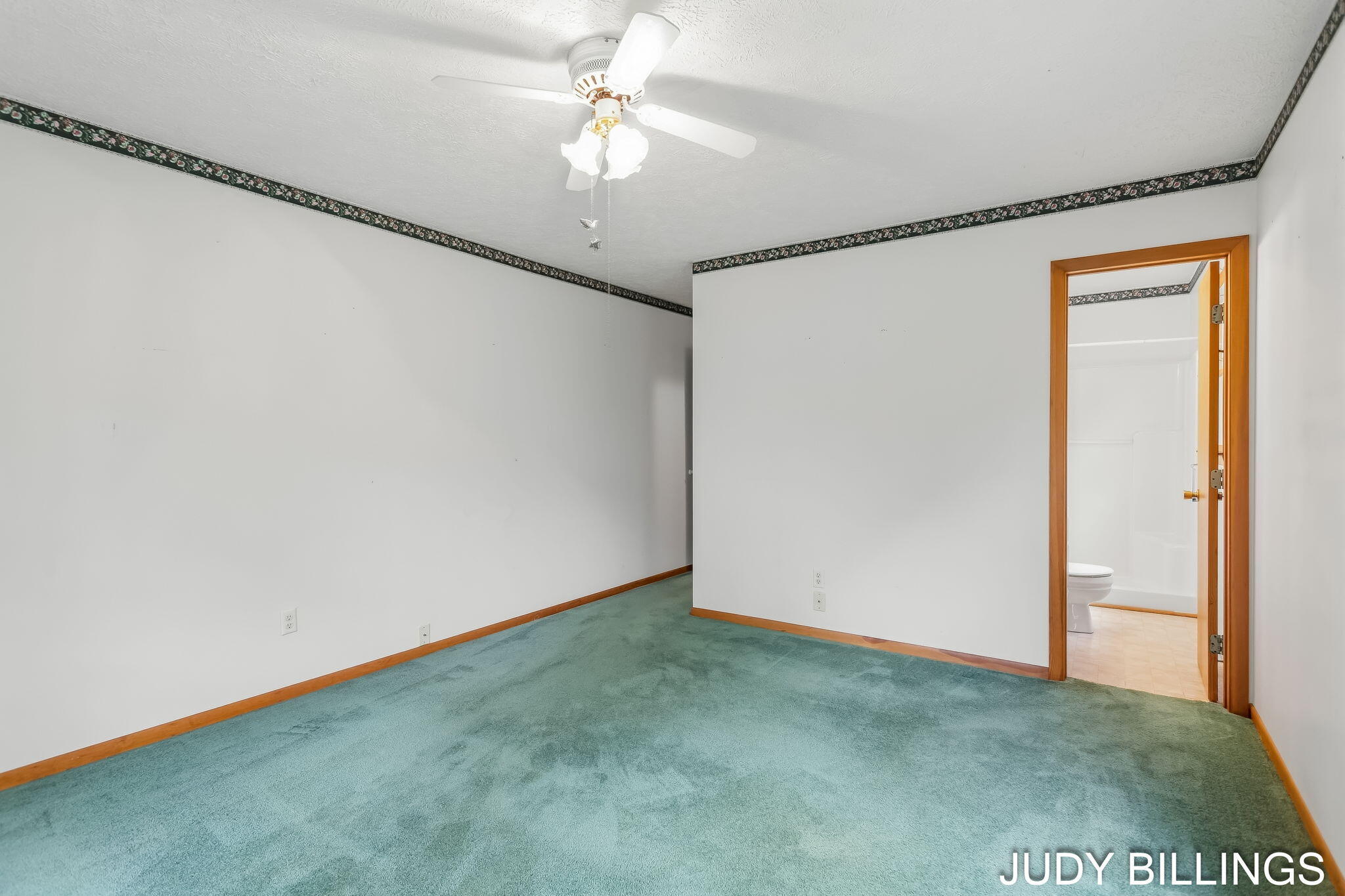 6675 120th Avenue Fennville MI 49408