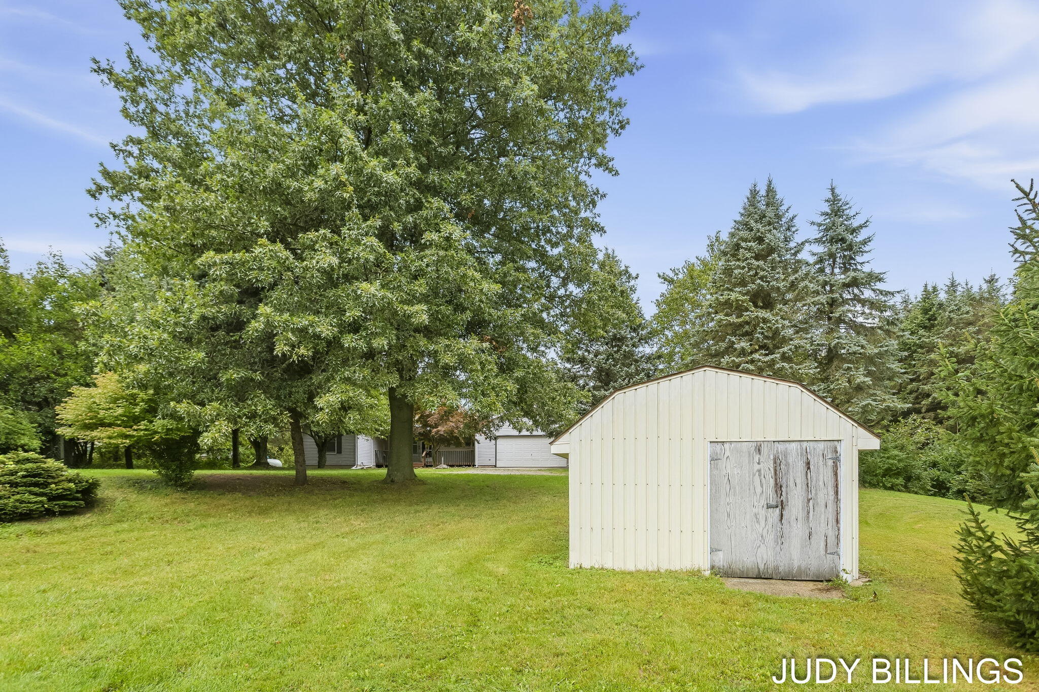 6675 120th Avenue Fennville MI 49408