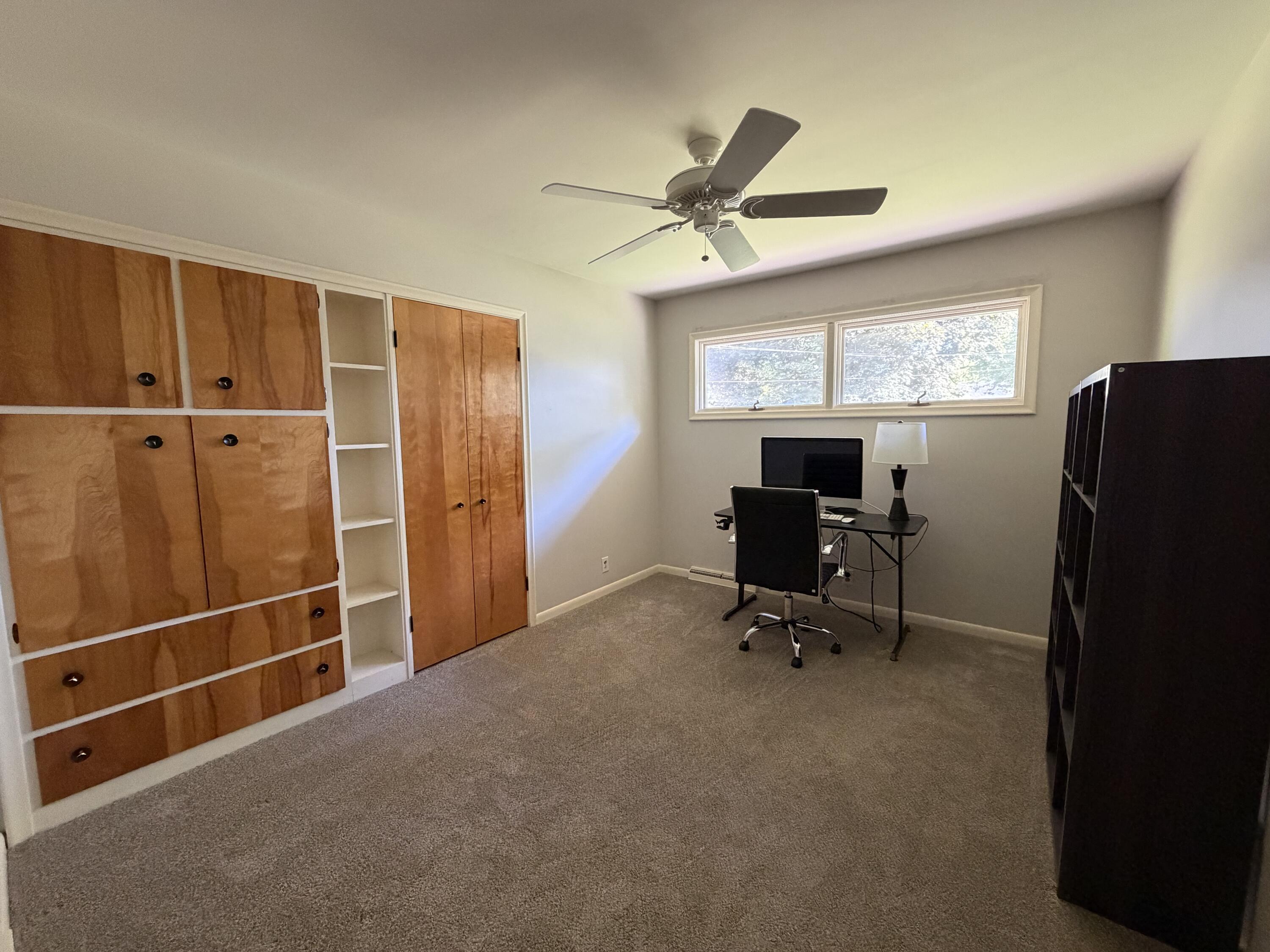 1935 Skyler Drive Kalamazoo MI 49008
