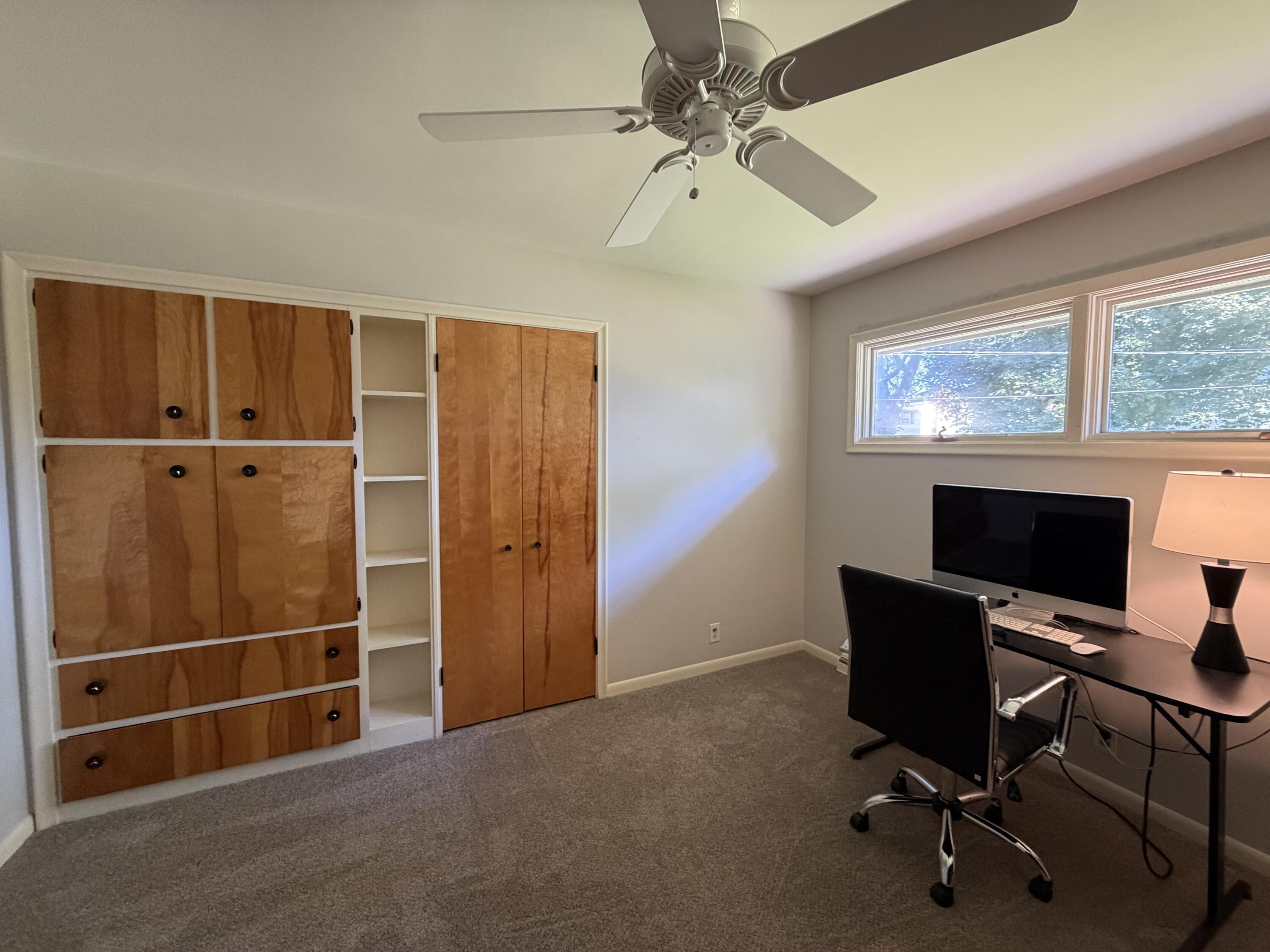 1935 Skyler Drive Kalamazoo MI 49008