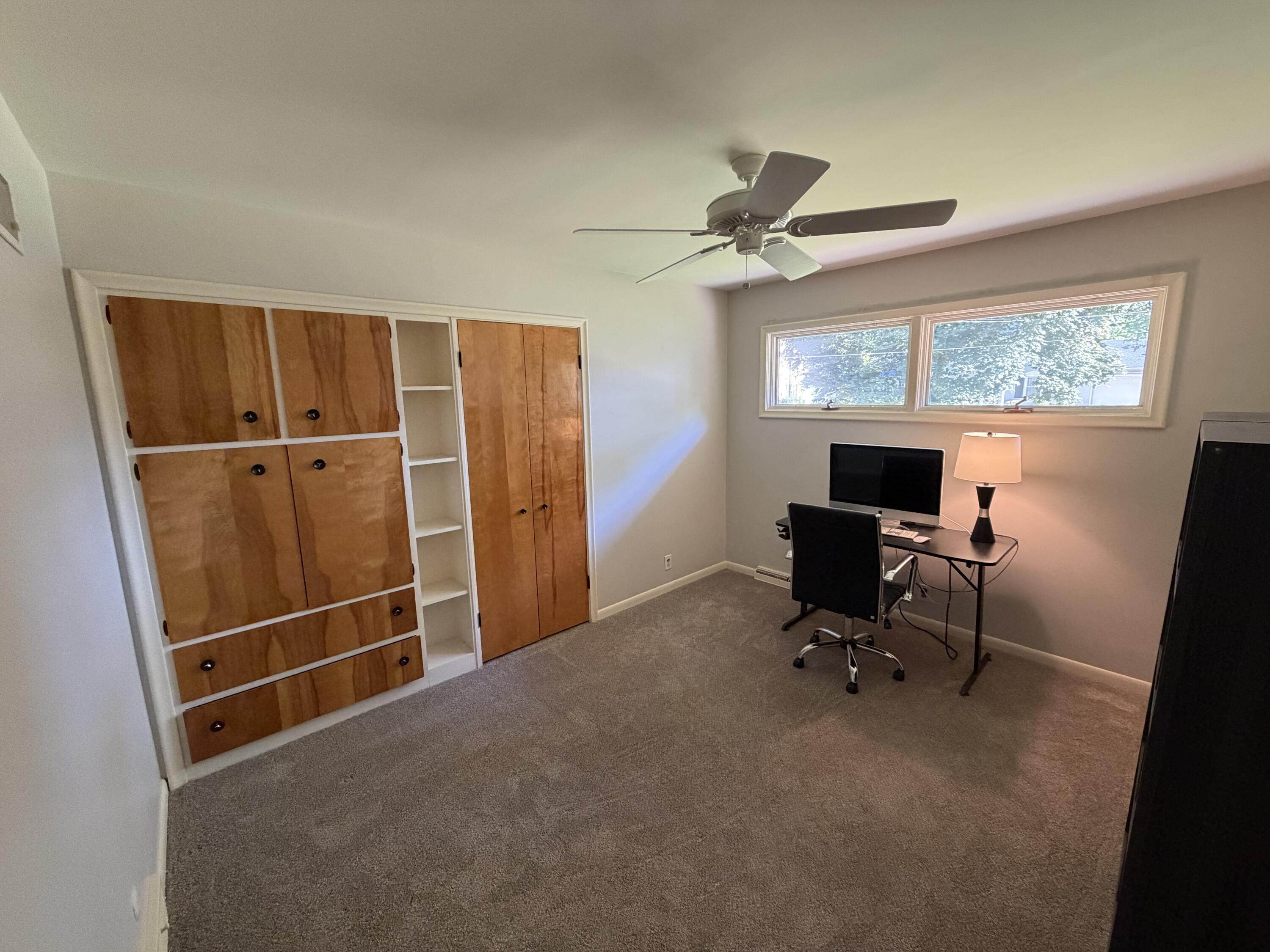1935 Skyler Drive Kalamazoo MI 49008