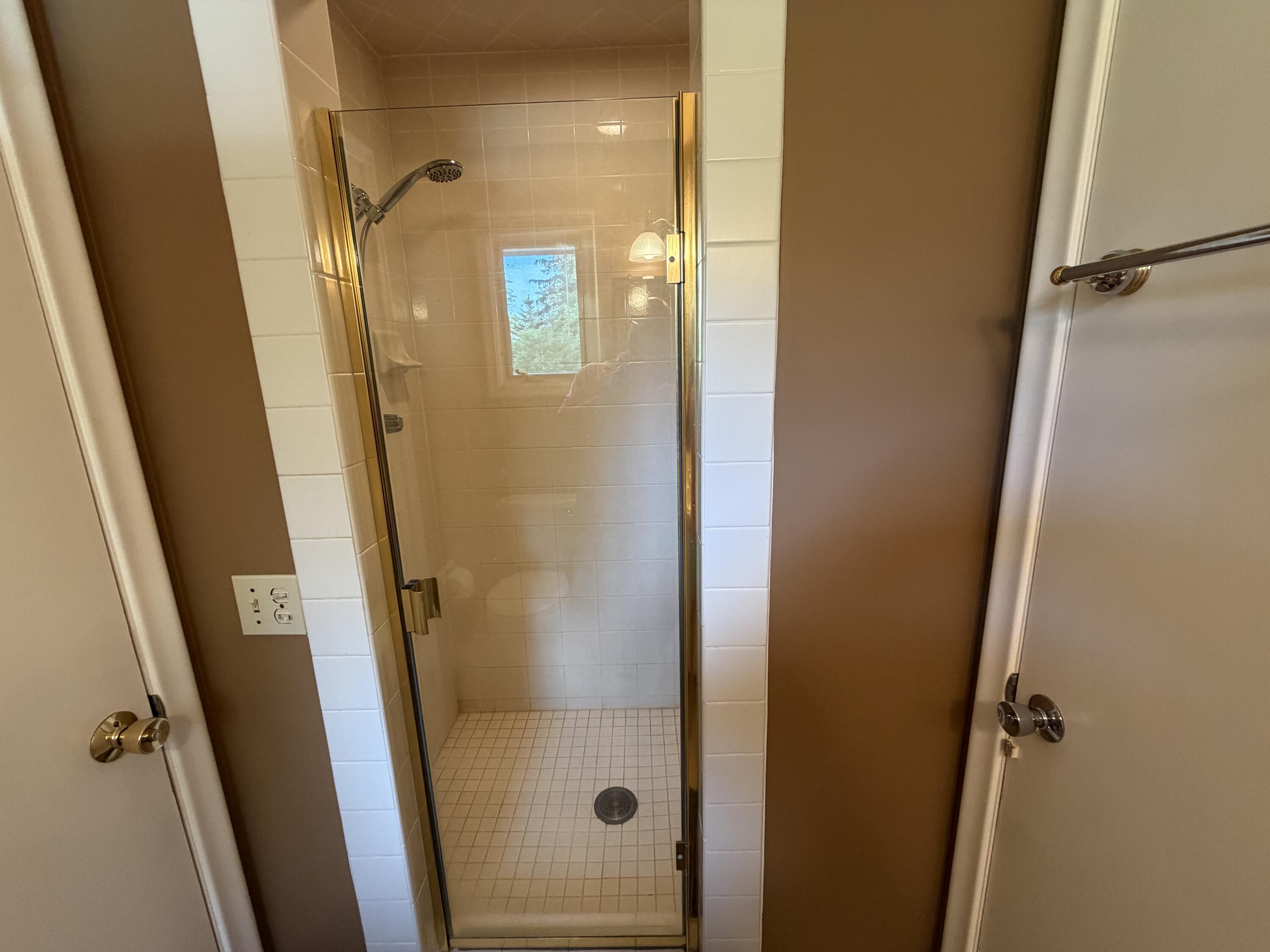 1935 Skyler Drive Kalamazoo MI 49008