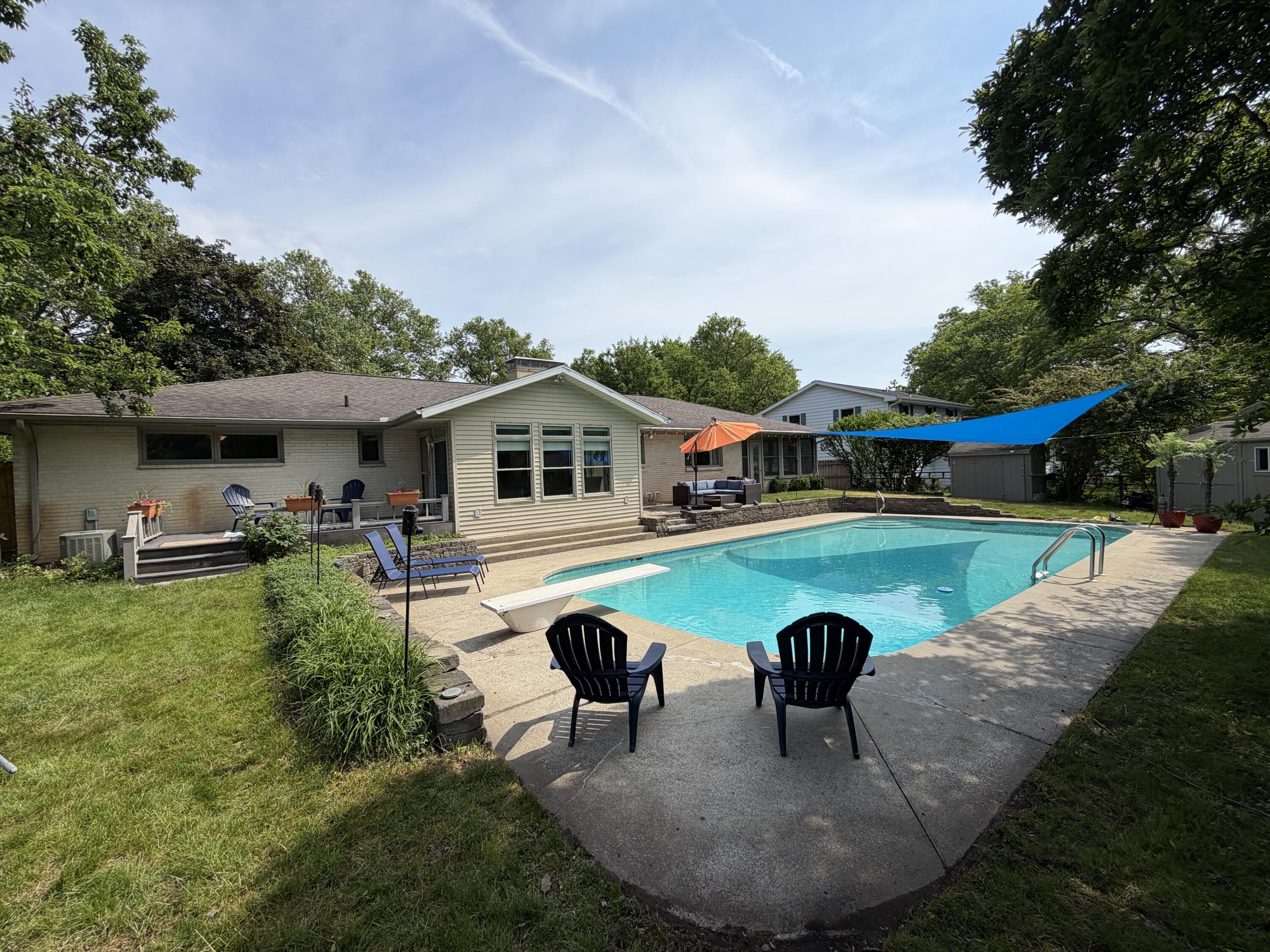 1935 Skyler Drive Kalamazoo MI 49008
