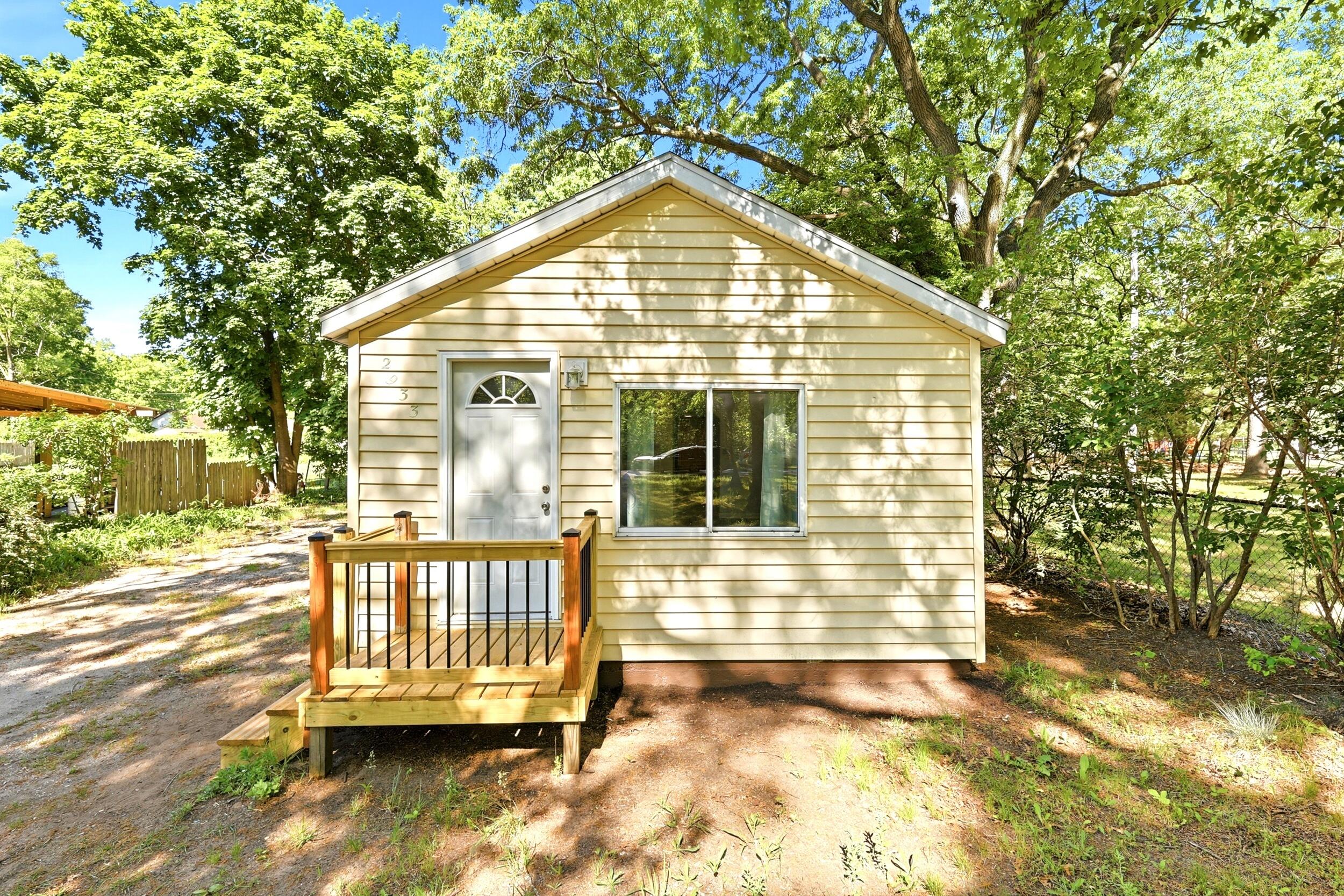 2933 Valk Street Muskegon MI 49444