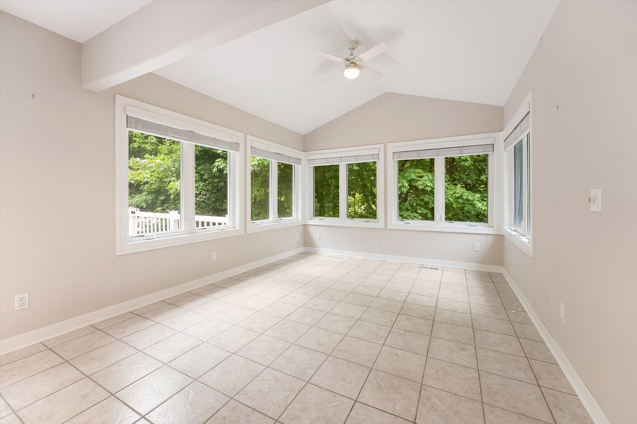 2510 Thoreau Court NE Grand Rapids MI 49525