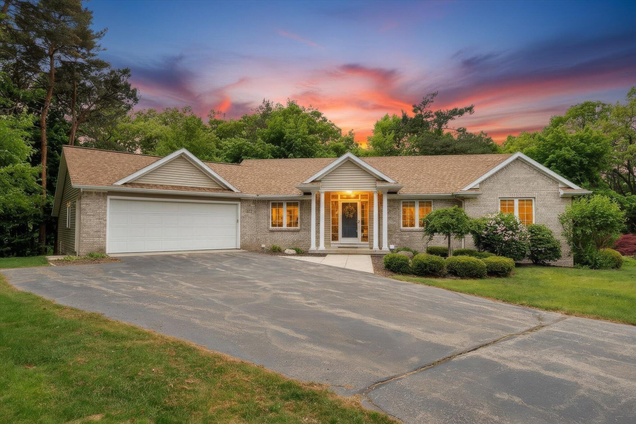2510 Thoreau Court NE Grand Rapids MI 49525