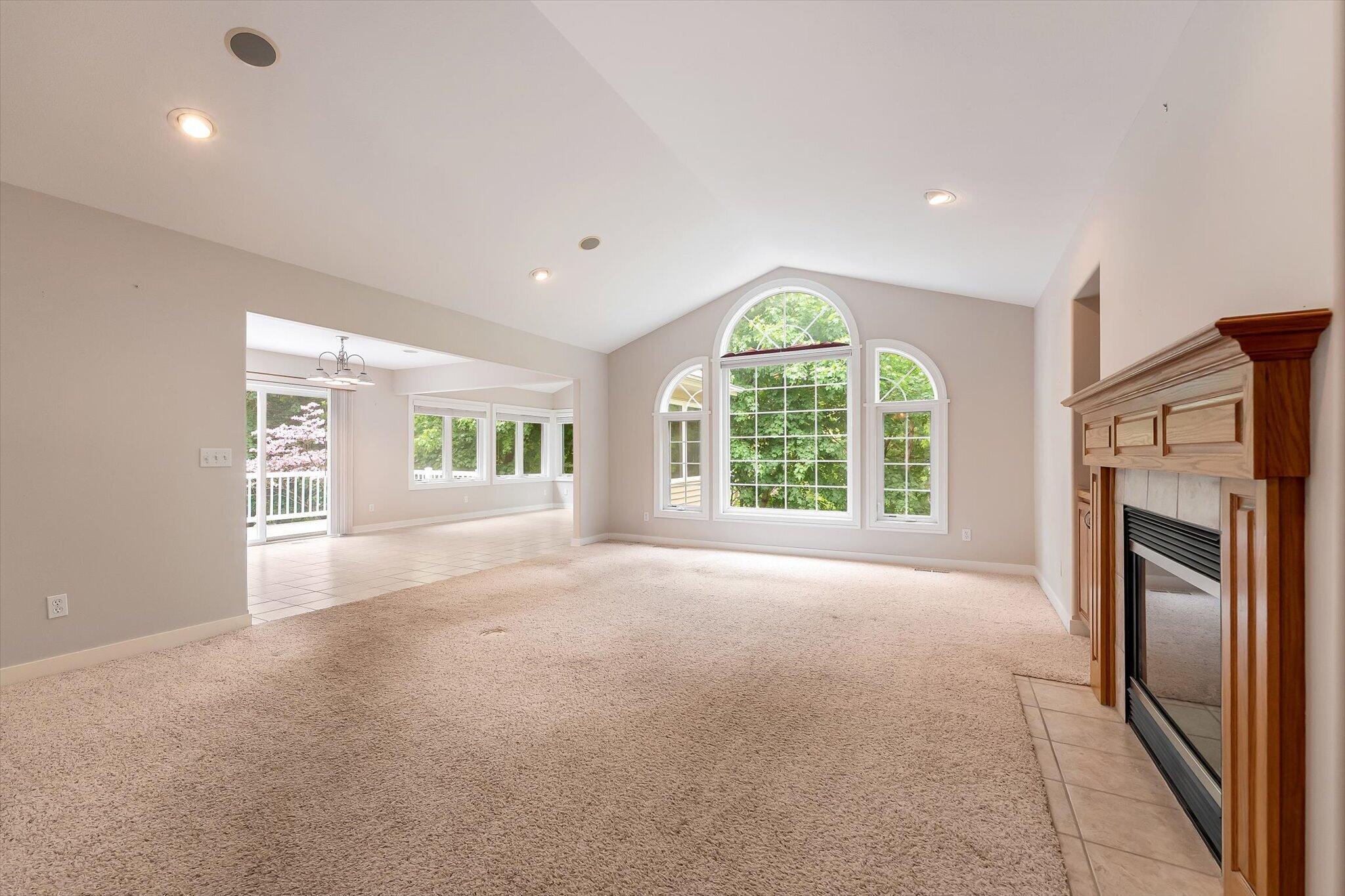 2510 Thoreau Court NE Grand Rapids MI 49525