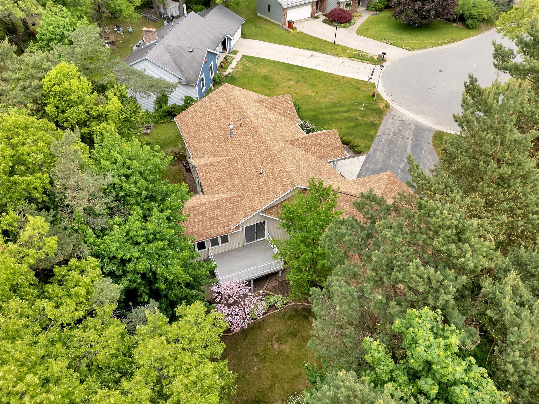 2510 Thoreau Court NE Grand Rapids MI 49525