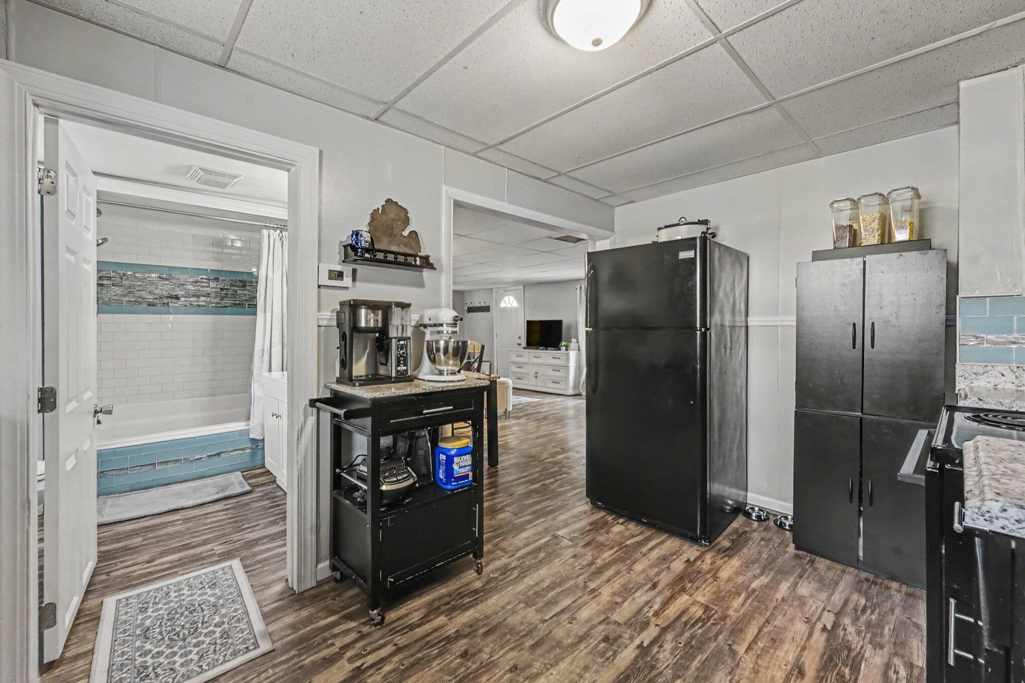 1261 Van Portfliet Drive NW Grand Rapids MI 49534