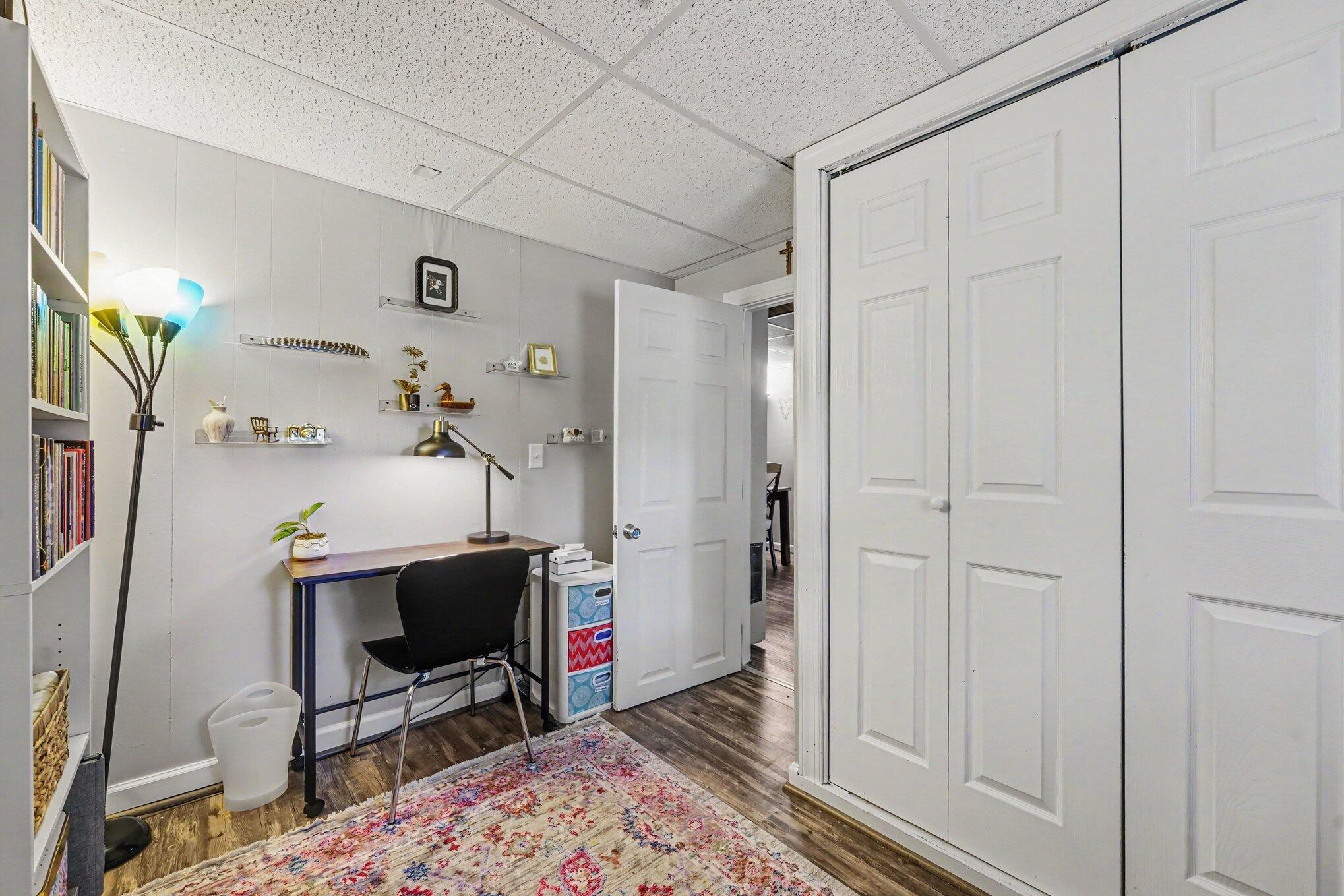 1261 Van Portfliet Drive NW Grand Rapids MI 49534